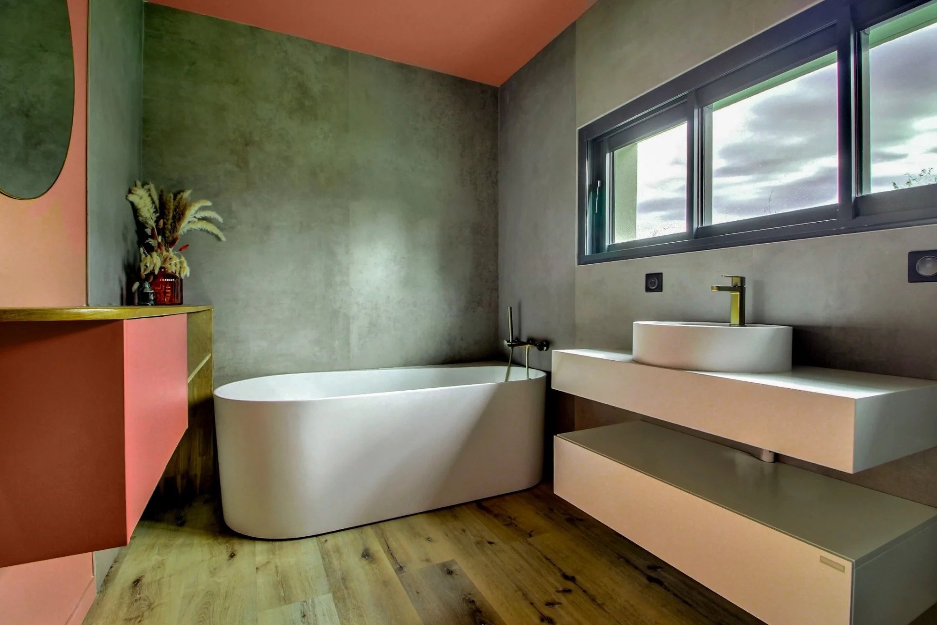 La Brède, New Aquitaine, 33650, FR, 6 Bedrooms Bedrooms, ,3 BathroomsBathrooms,Residential,For Sale,1994431