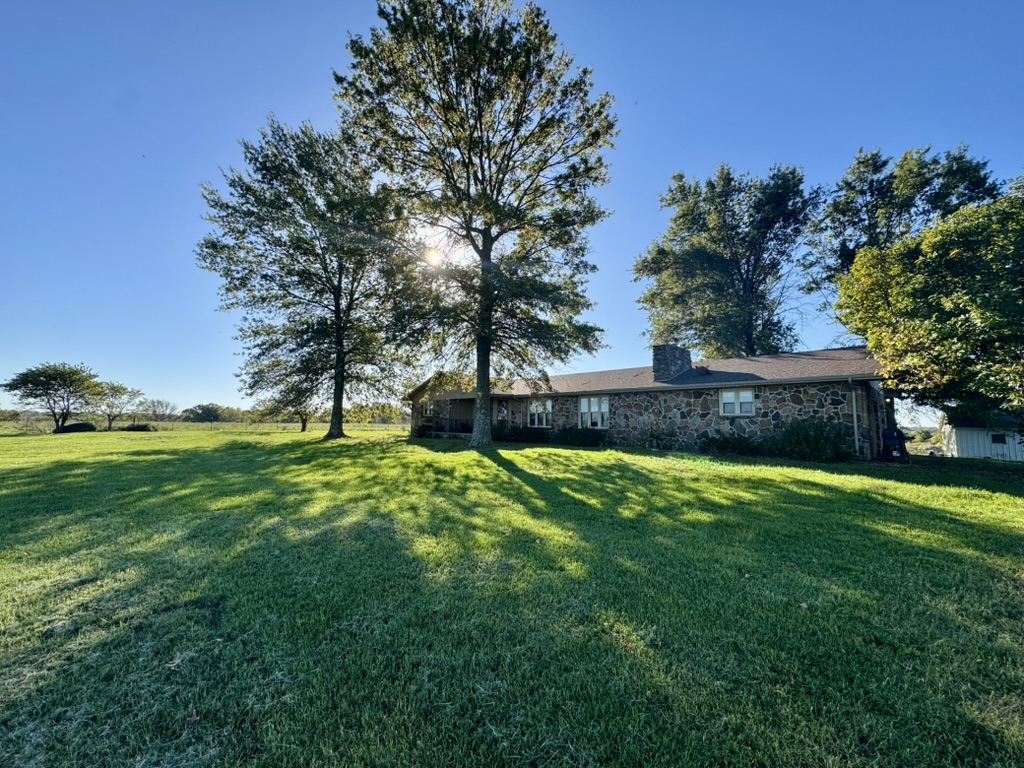 Pierce City, Missouri, 65723, United States, 2 Bedrooms Bedrooms, ,2 BathroomsBathrooms,Residential,For Sale,1987385