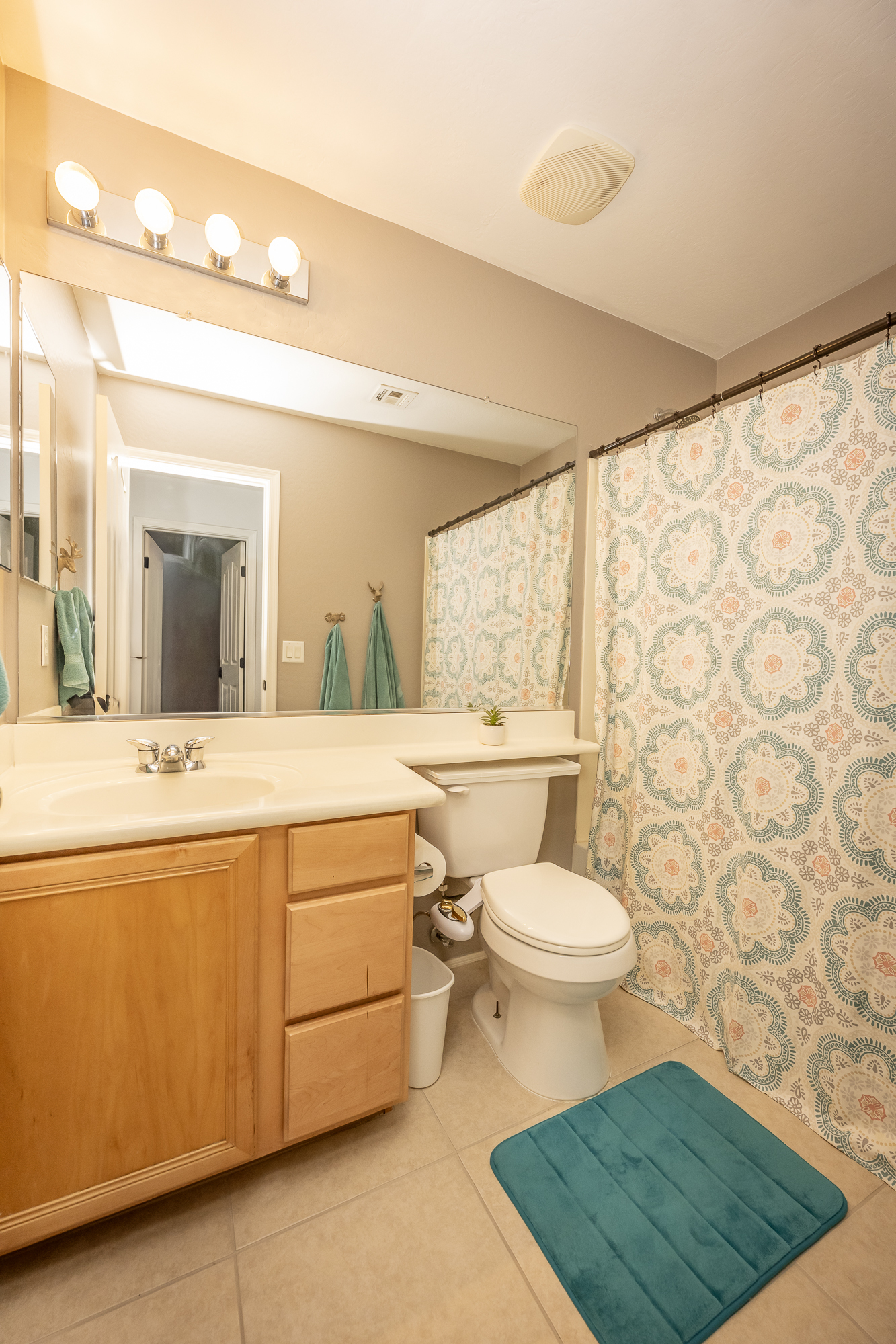 Phoenix, Arizona, 85085, United States, 4 Bedrooms Bedrooms, ,3 BathroomsBathrooms,Residential,For Sale,1869384