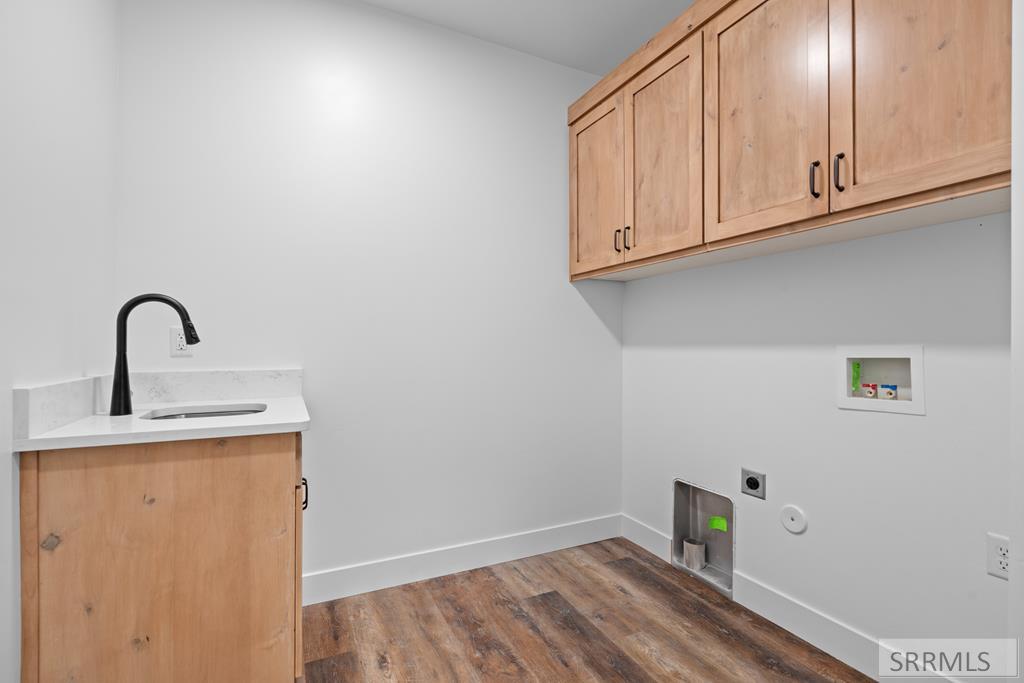 RIGBY, Idaho, 83442, United States, 5 Bedrooms Bedrooms, ,3 BathroomsBathrooms,Residential,For Sale,1983610