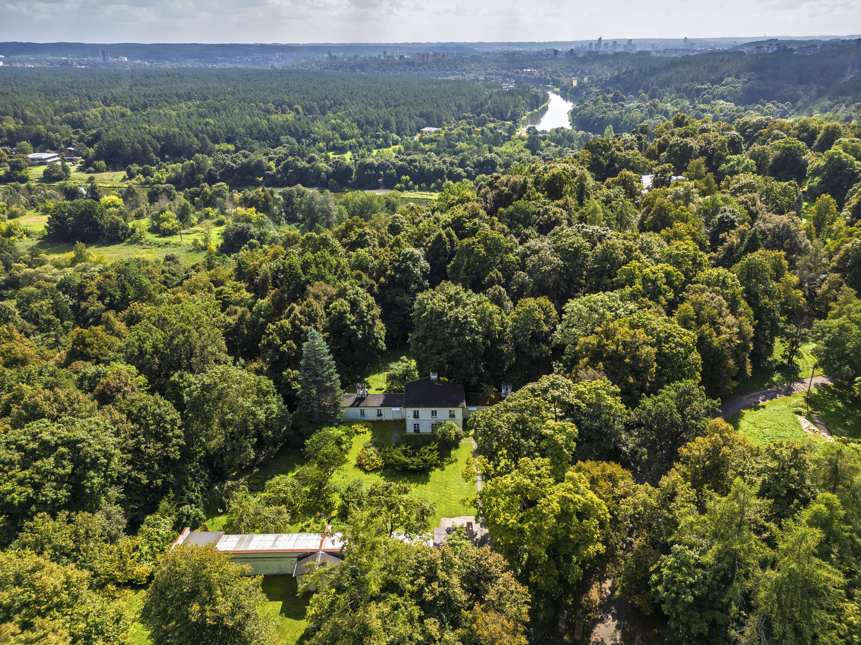  Historic Estate in Verkiai Regional Park - 物件實景