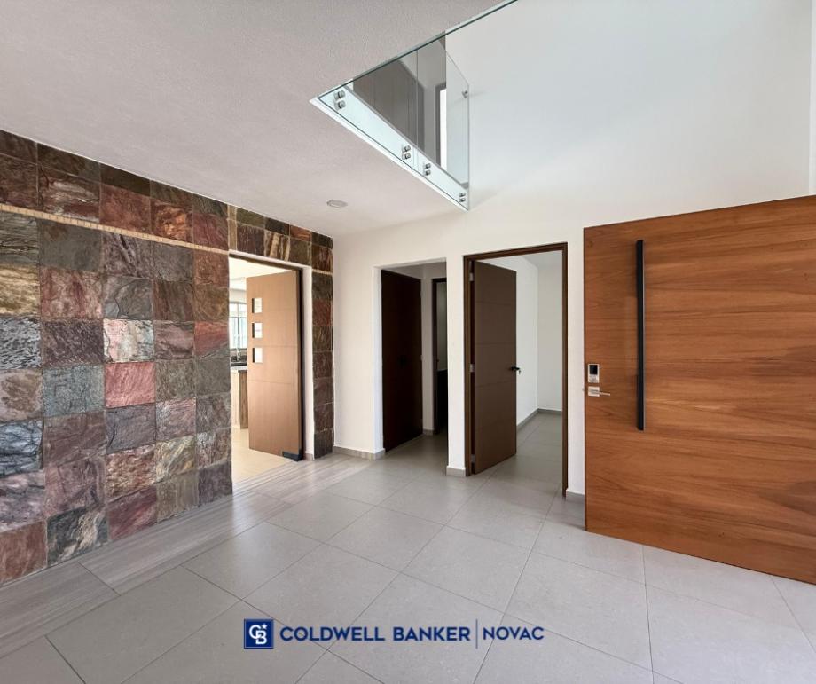 Atizapán de Zaragoza, Estado de méxico, 52936, Mexico, 4 Bedrooms Bedrooms, ,4 BathroomsBathrooms,Residential,For Sale,1770960