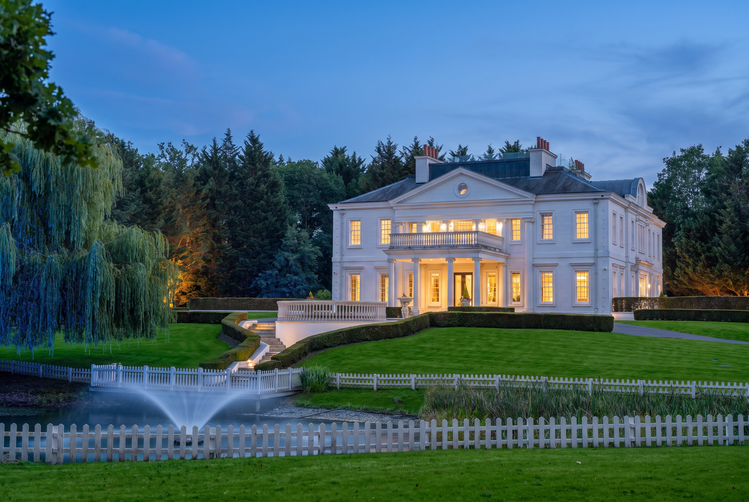  A Magnificent Eight-Bedroom Mansion in Wentworth Estate - 物件實景