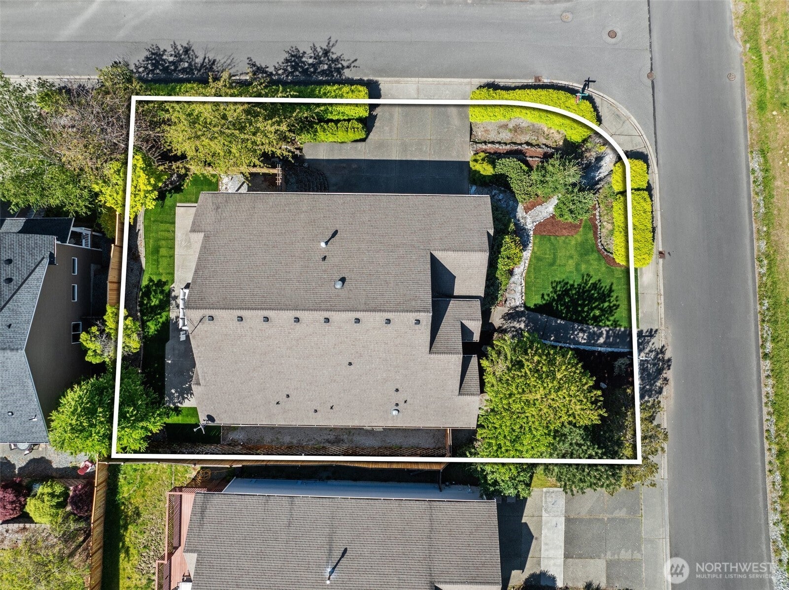 Tacoma, Washington, 98422, United States, 3 Bedrooms Bedrooms, ,3 BathroomsBathrooms,Residential,For Sale,1924531