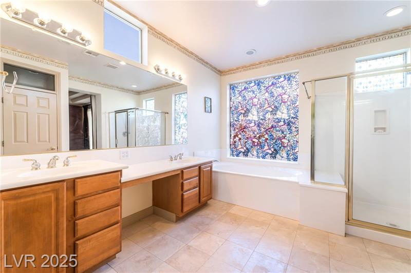 Las Vegas, Nevada, 89110, United States, 6 Bedrooms Bedrooms, ,3 BathroomsBathrooms,Residential,For Sale,1987091