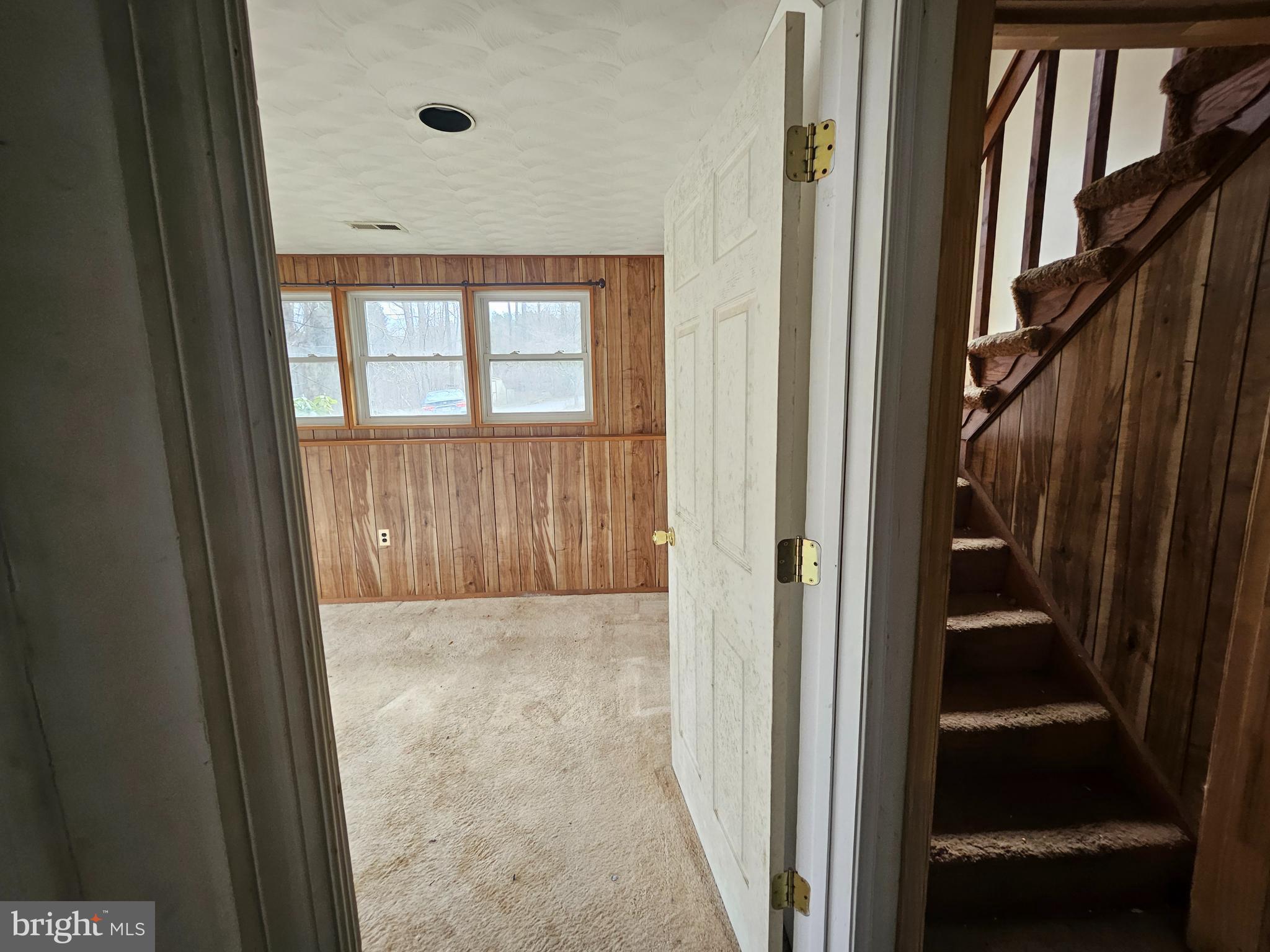 Millersville, Maryland, 21108, United States, 5 Bedrooms Bedrooms, ,3 BathroomsBathrooms,Residential,For Sale,1881579
