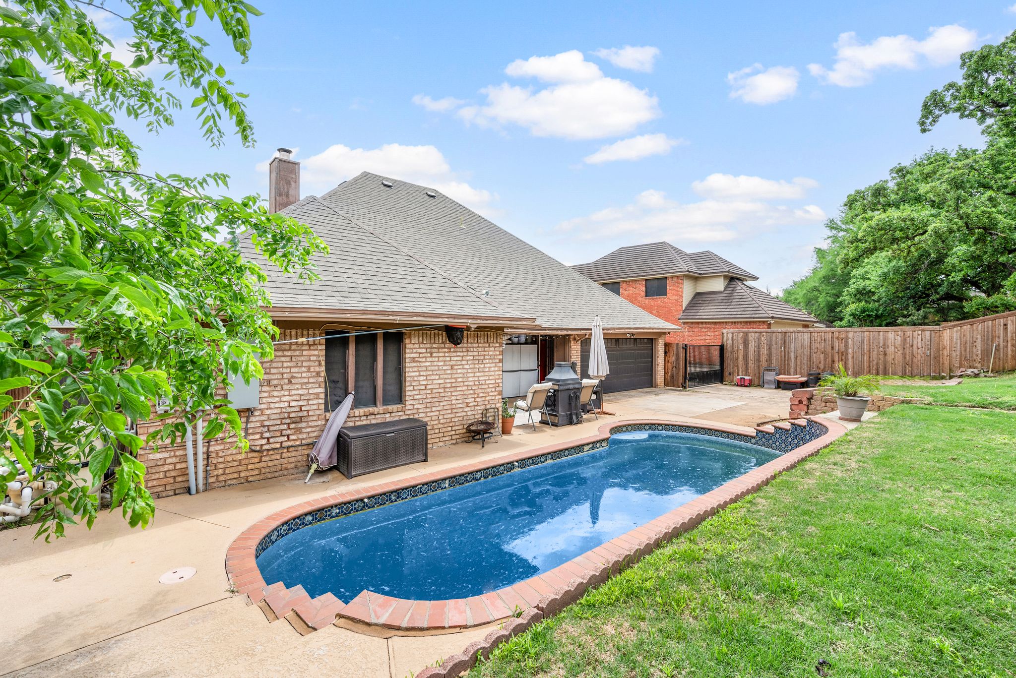  3229 David Drive, Hurst, TX, 76054 - 物件實景