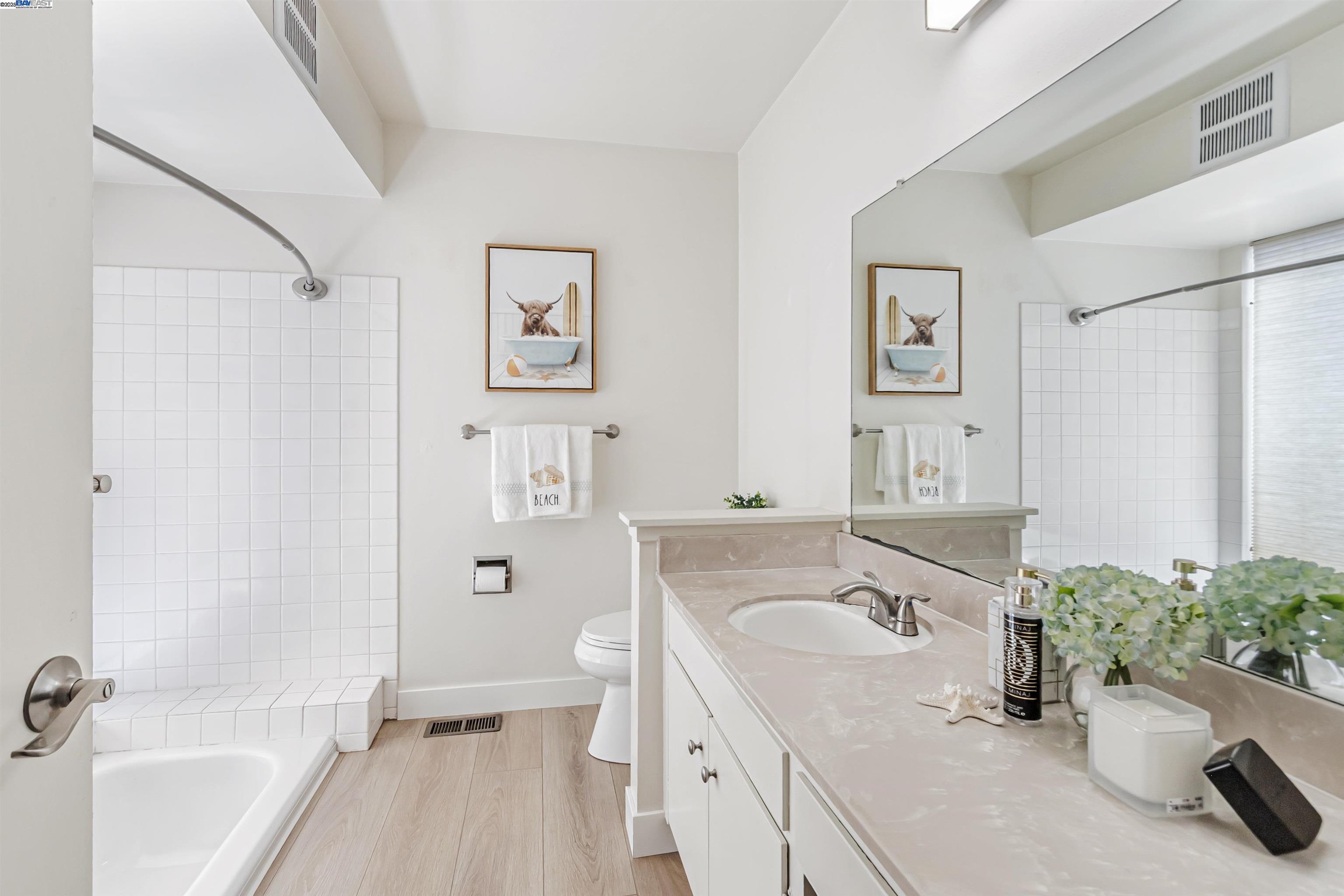 Campbell, California, 95008, United States, 3 Bedrooms Bedrooms, ,2 BathroomsBathrooms,Residential,For Sale,1926227