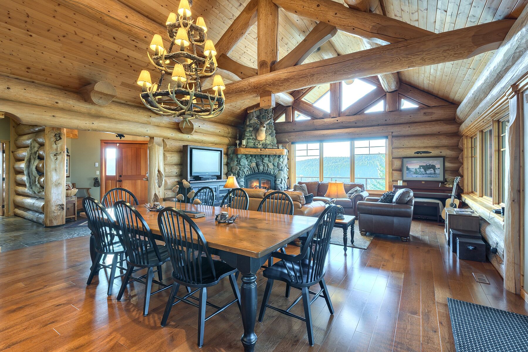  Custom Log Home - 物件實景