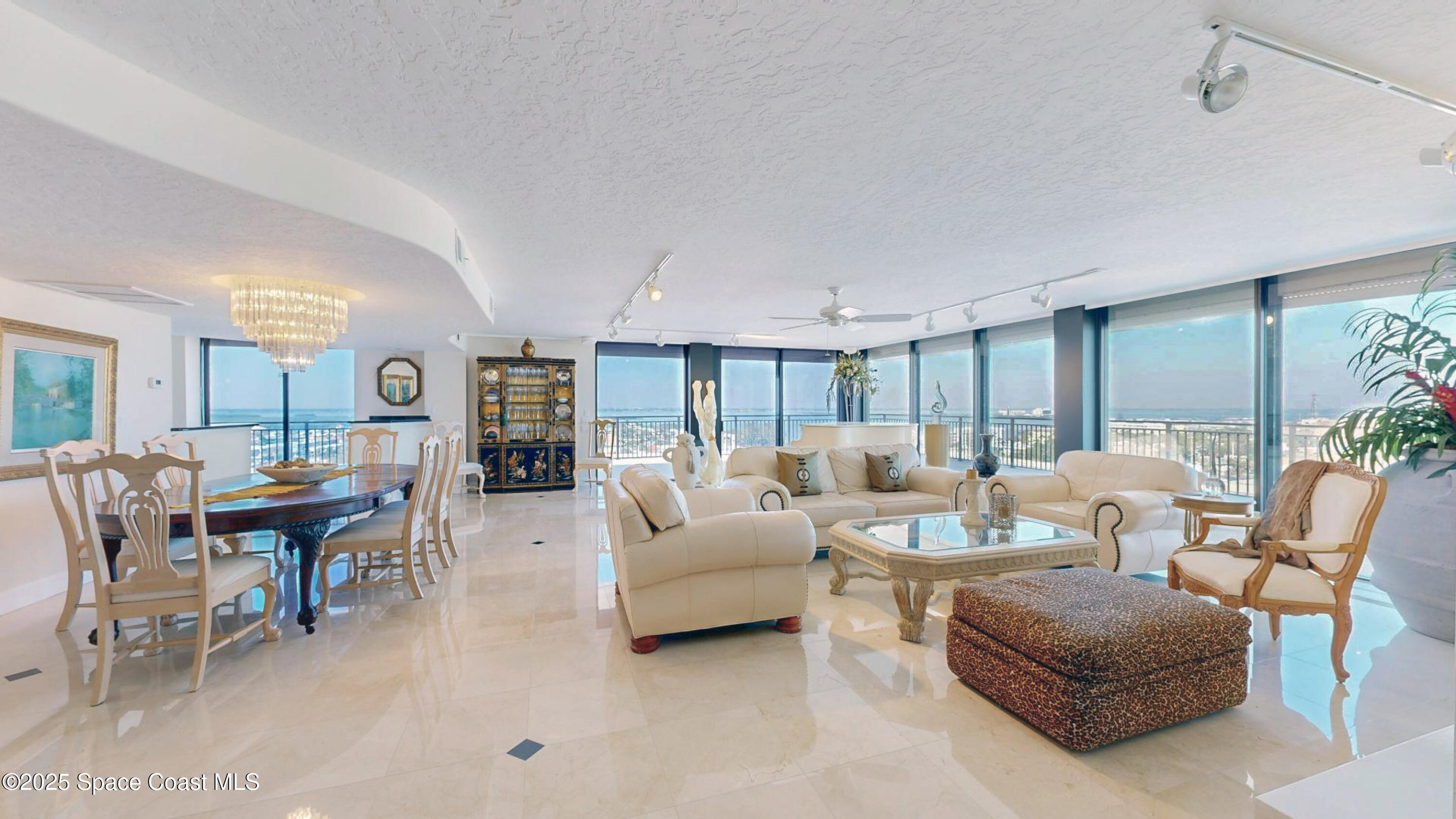 Cocoa Beach, Florida, 32931, United States, 2 Bedrooms Bedrooms, ,2 BathroomsBathrooms,Residential,For Sale,1991953