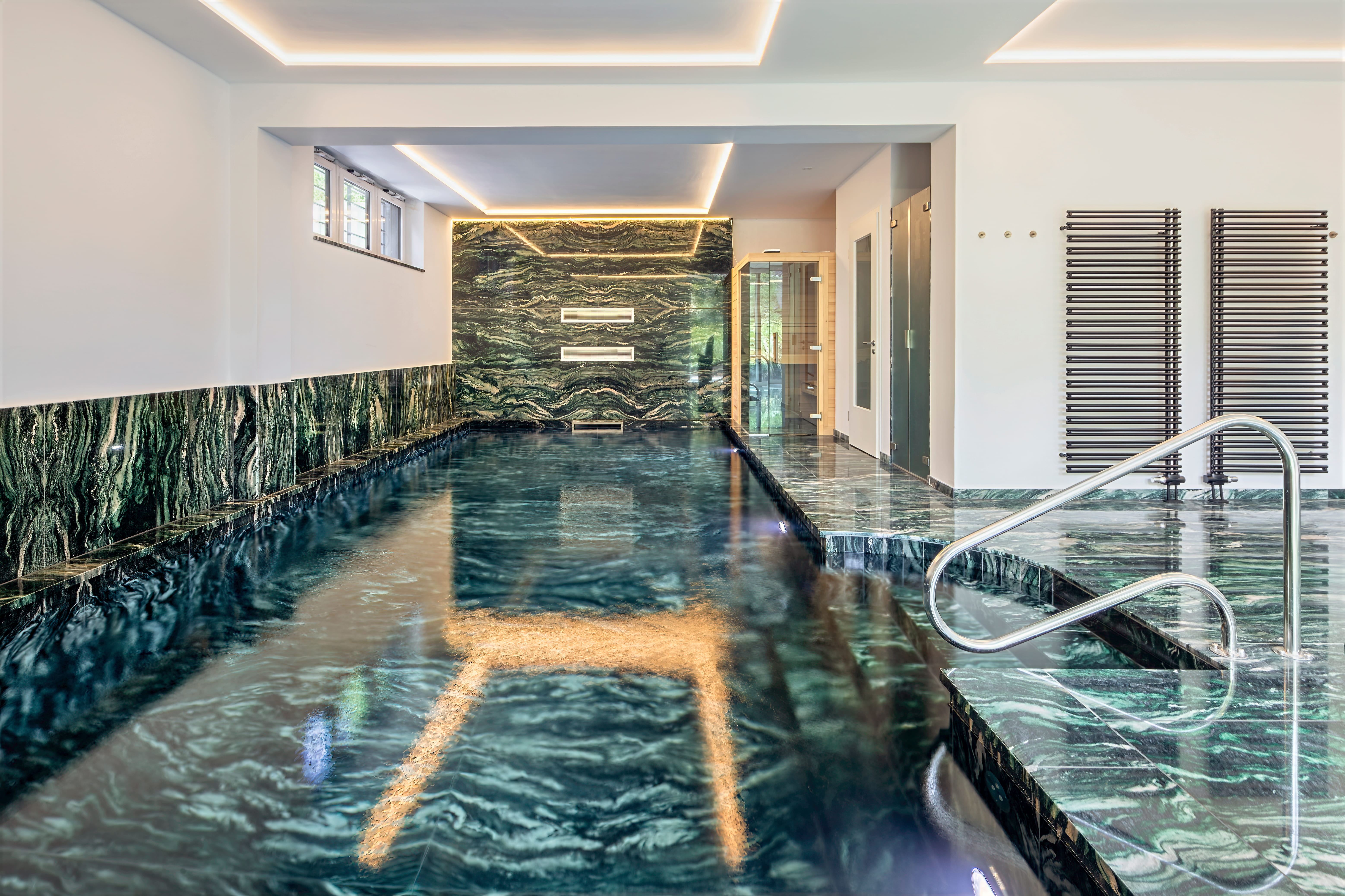  Architecture and Lakeside Living of Exceptional Quality - 物件實景