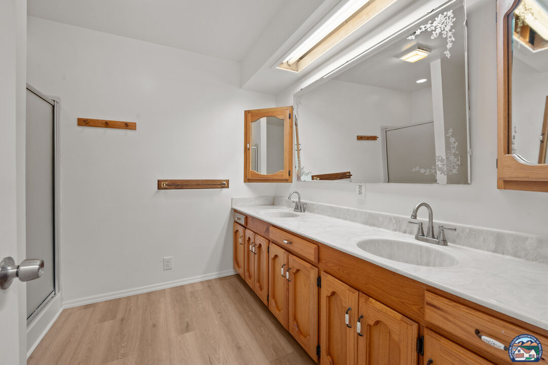 El Centro, California, 92243, United States, 3 Bedrooms Bedrooms, ,2 BathroomsBathrooms,Residential,For Sale,1939319