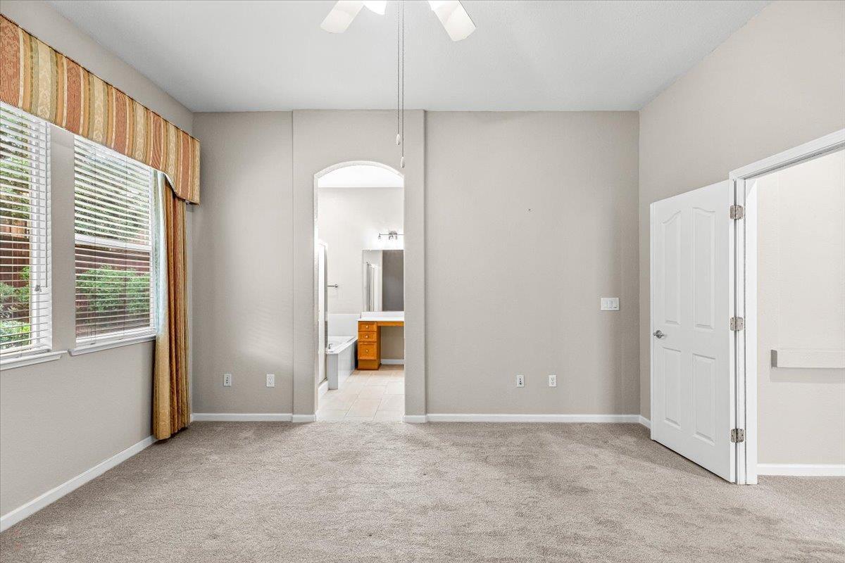 Oakdale, California, 95361, United States, 3 Bedrooms Bedrooms, ,2 BathroomsBathrooms,Residential,For Sale,2005405