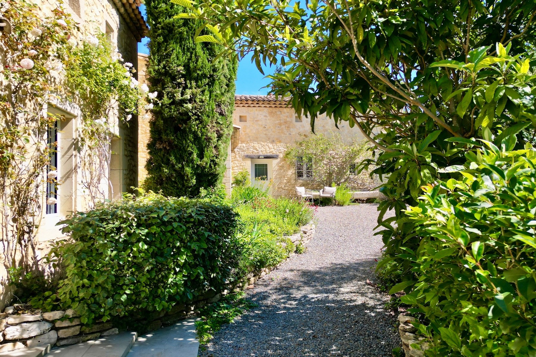  Character farmhouse near Uzès with swimming pool, landscaped garden and beautif… - 物件實景