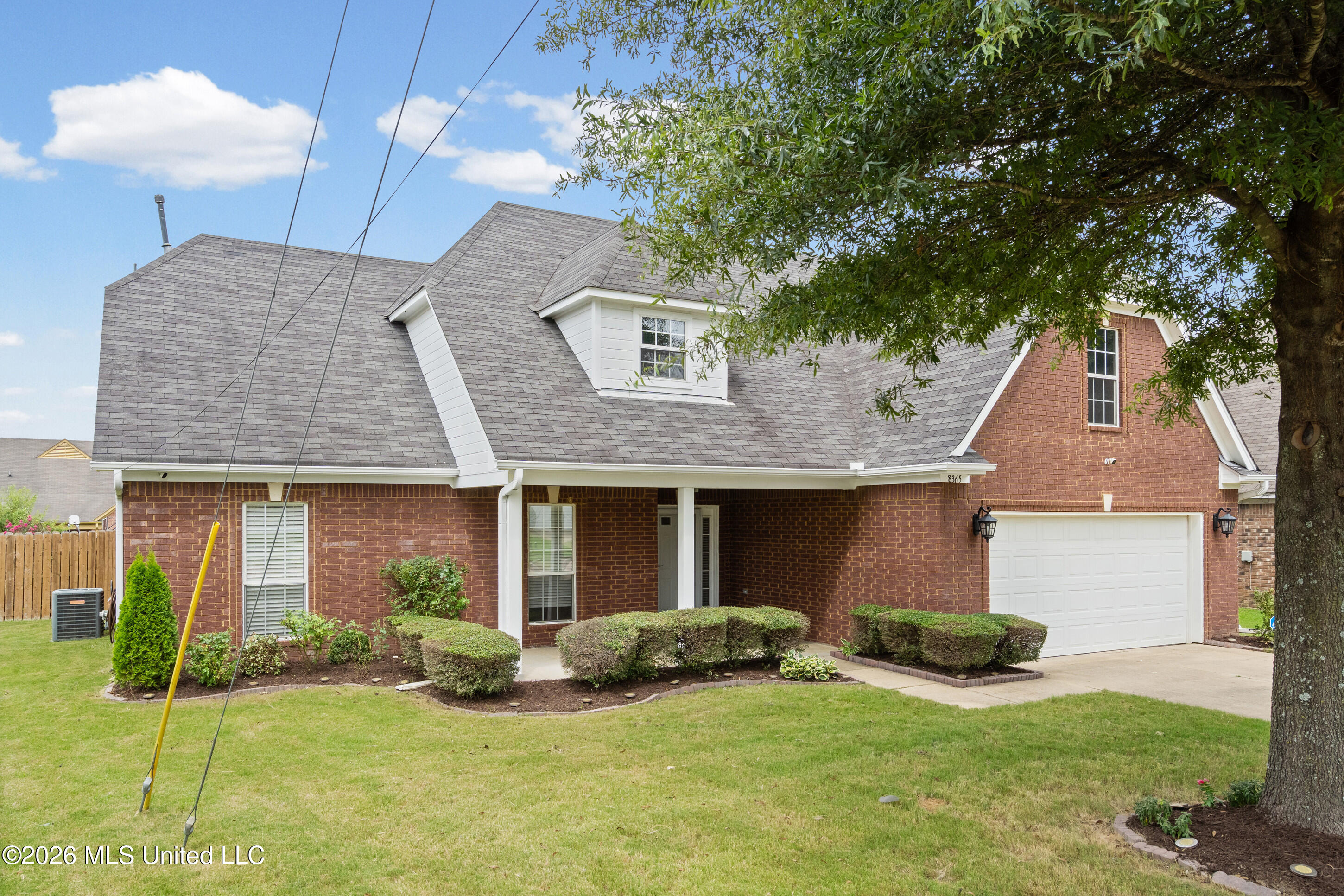 Olivia Ln, Southaven, MS 38672 #1