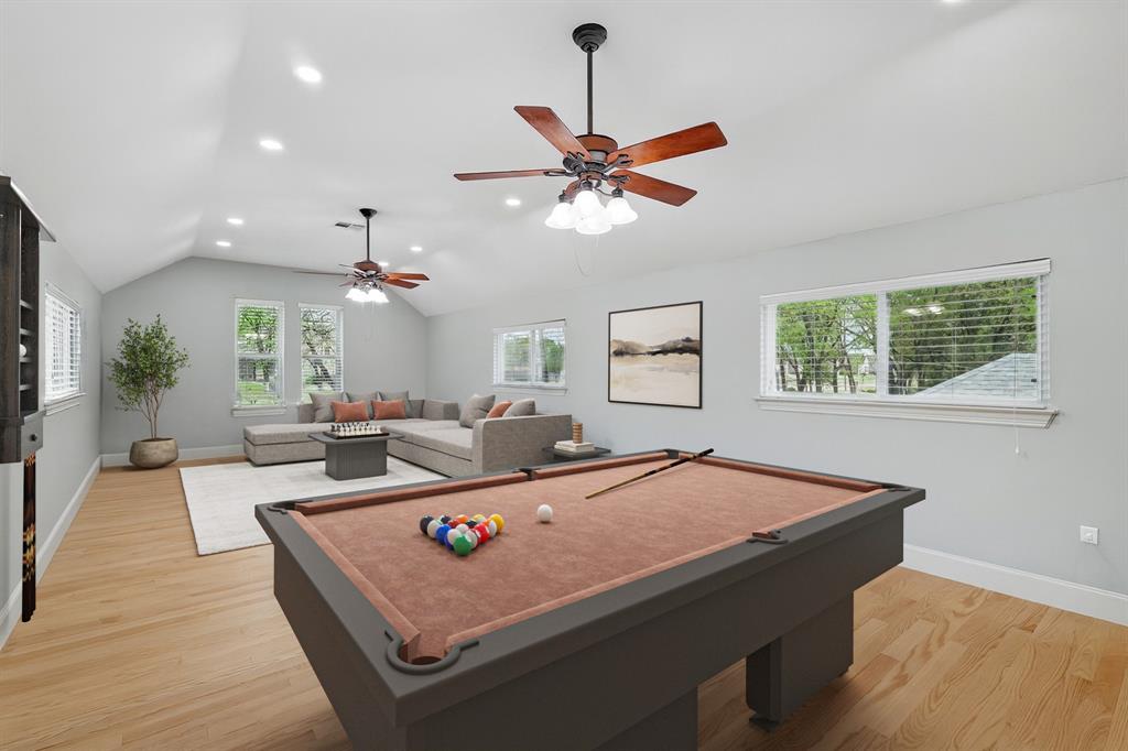 Denton, Texas, 76208, United States, 4 Bedrooms Bedrooms, ,6 BathroomsBathrooms,Residential,For Sale,1980509