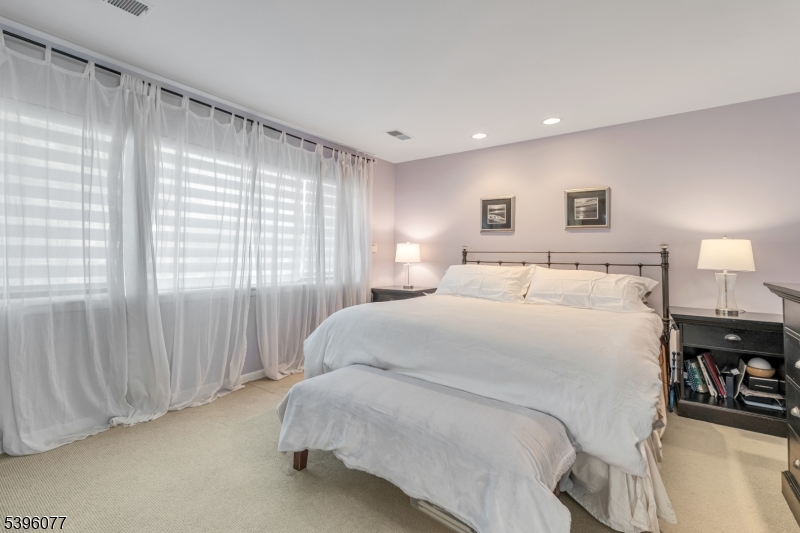 Washington Twp., New Jersey, 07676, United States, 3 Bedrooms Bedrooms, ,3 BathroomsBathrooms,Residential,For Sale,1989067