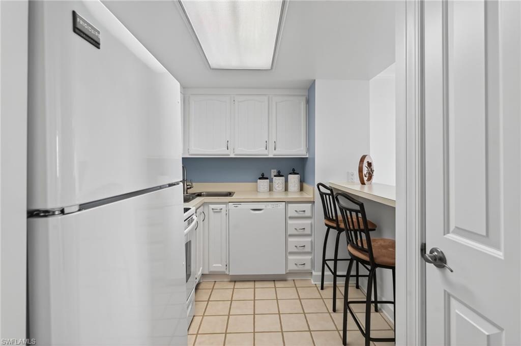 Marco Island, Florida, 34145, United States, 1 Bedroom Bedrooms, ,2 BathroomsBathrooms,Residential,For Sale,1966345