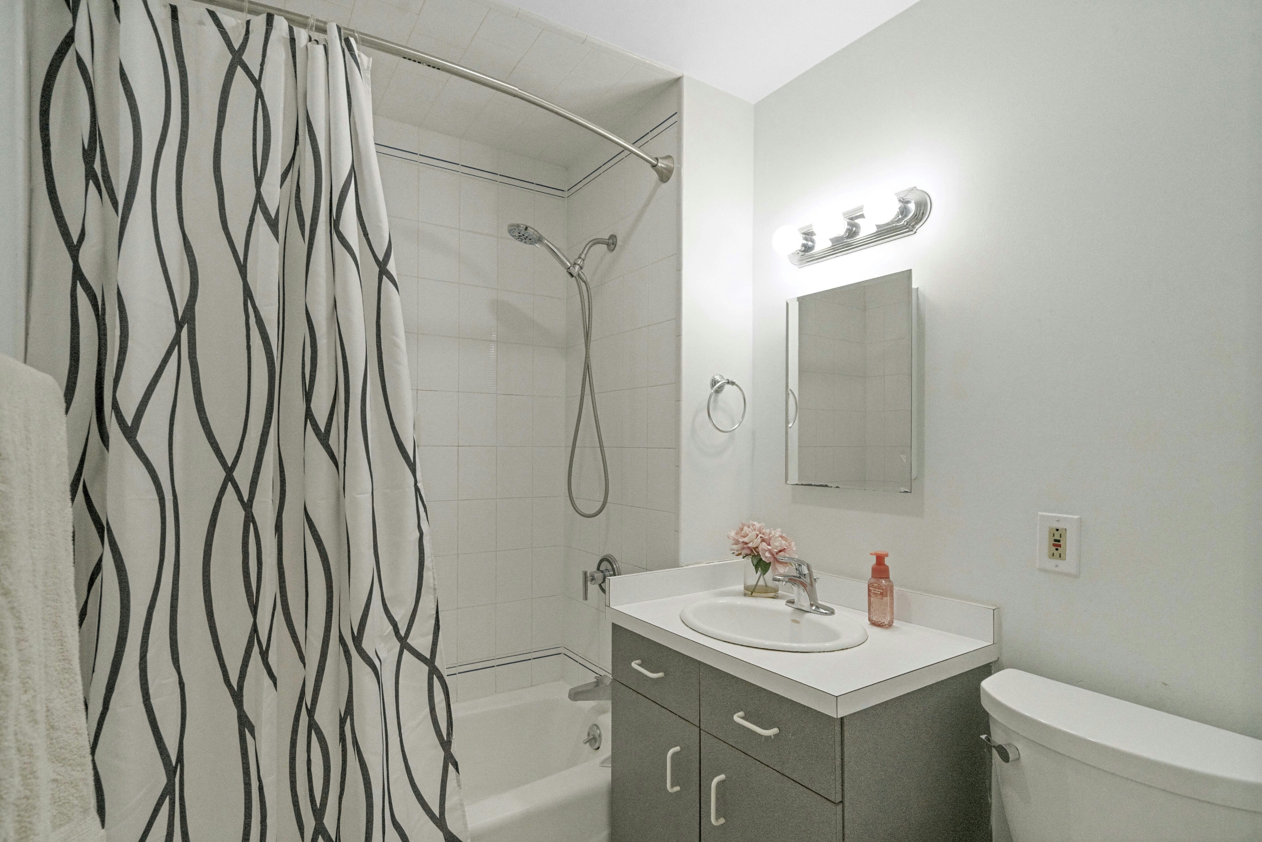  805 Washburn Street, Teaneck, NJ 07666 - 物件實景