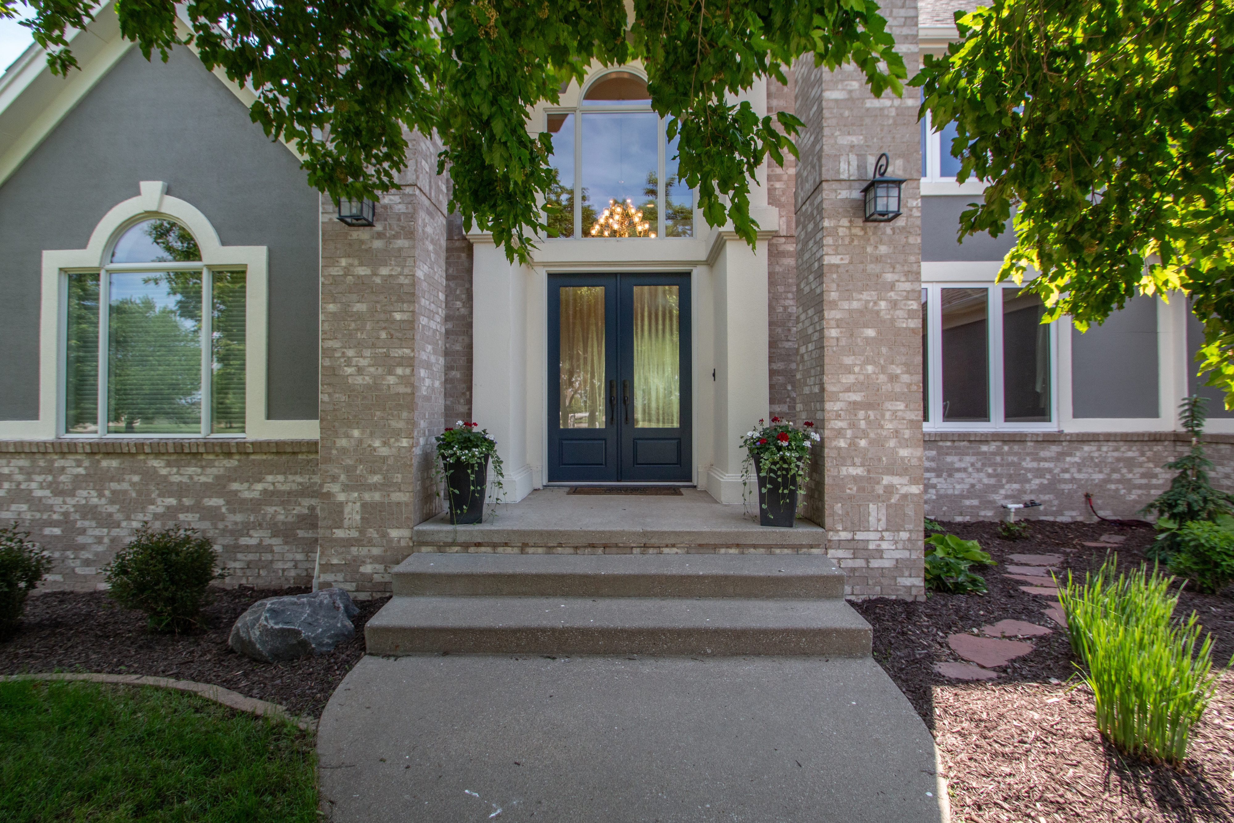 Jefferson, South Dakota, 57038, United States, 5 Bedrooms Bedrooms, ,5 BathroomsBathrooms,Residential,For Sale,1930166
