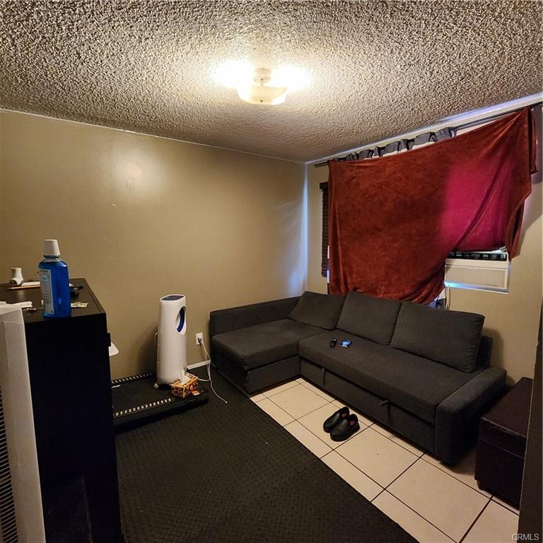 Los Angeles, California, 90023, United States, 9 Bedrooms Bedrooms, ,5 BathroomsBathrooms,Residential,For Sale,1855896
