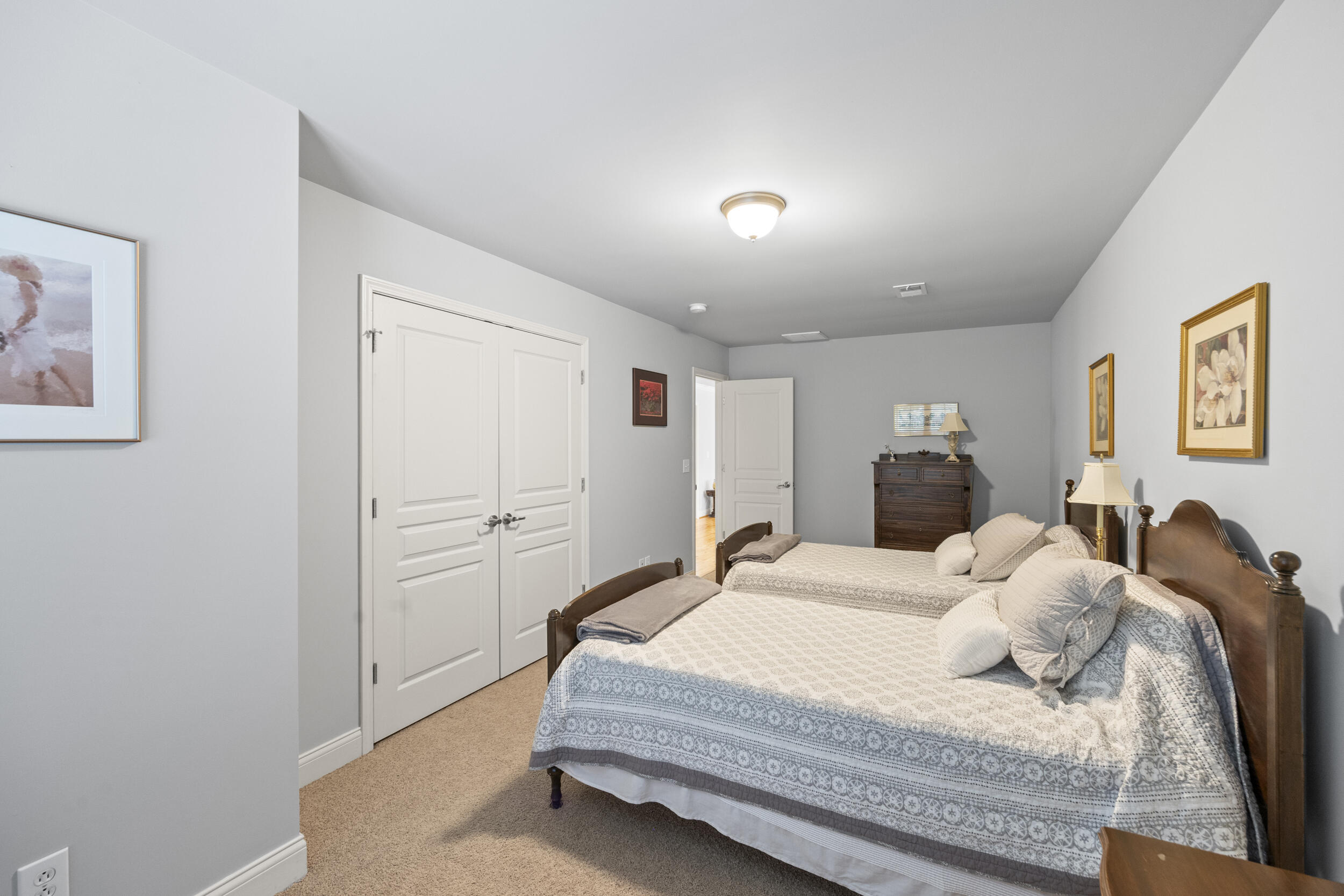 Georgetown, Kentucky, 40324, United States, 5 Bedrooms Bedrooms, ,5 BathroomsBathrooms,Residential,For Sale,1925137