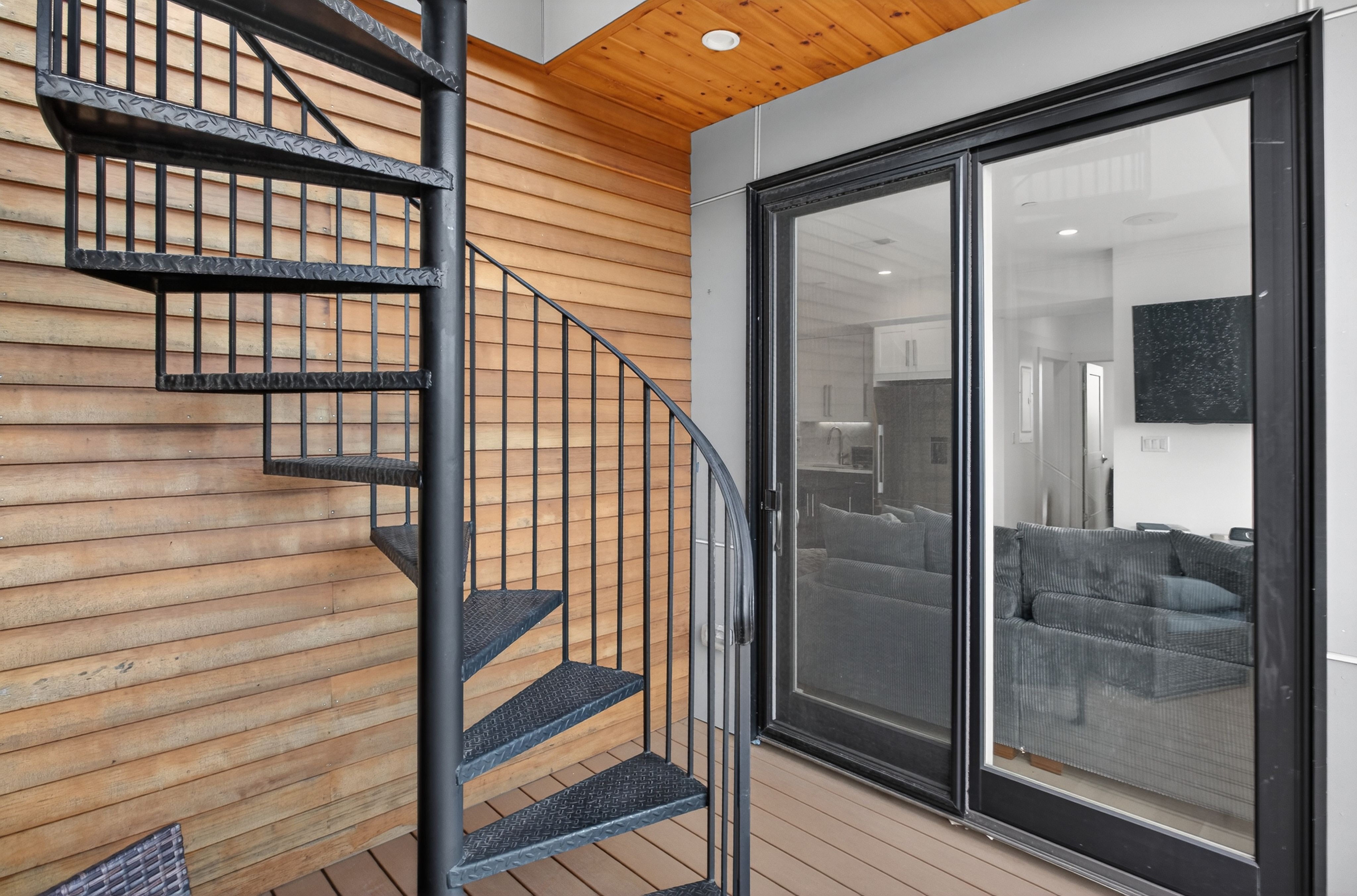  946 Saratoga Street, Boston, MA, 02128 - 物件實景