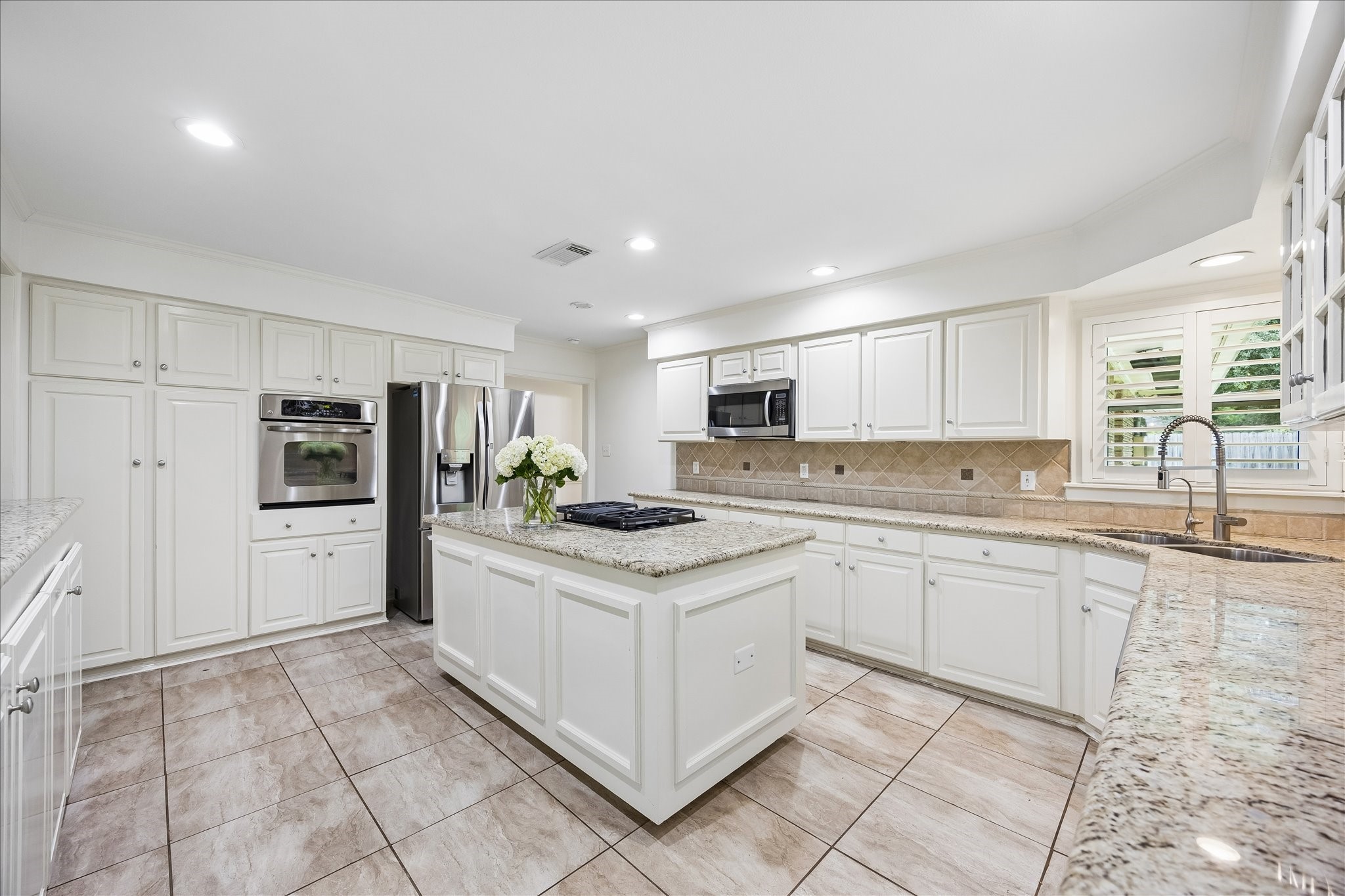  8443 Westview Drive - 物件實景