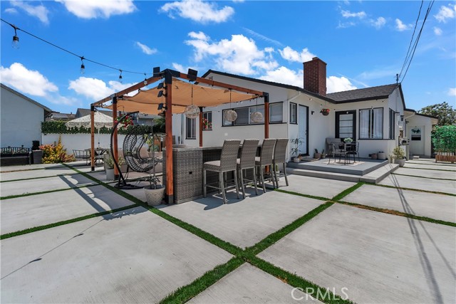 Downey, California, 90241, United States, 3 Bedrooms Bedrooms, ,2 BathroomsBathrooms,Residential,For Sale,1914661