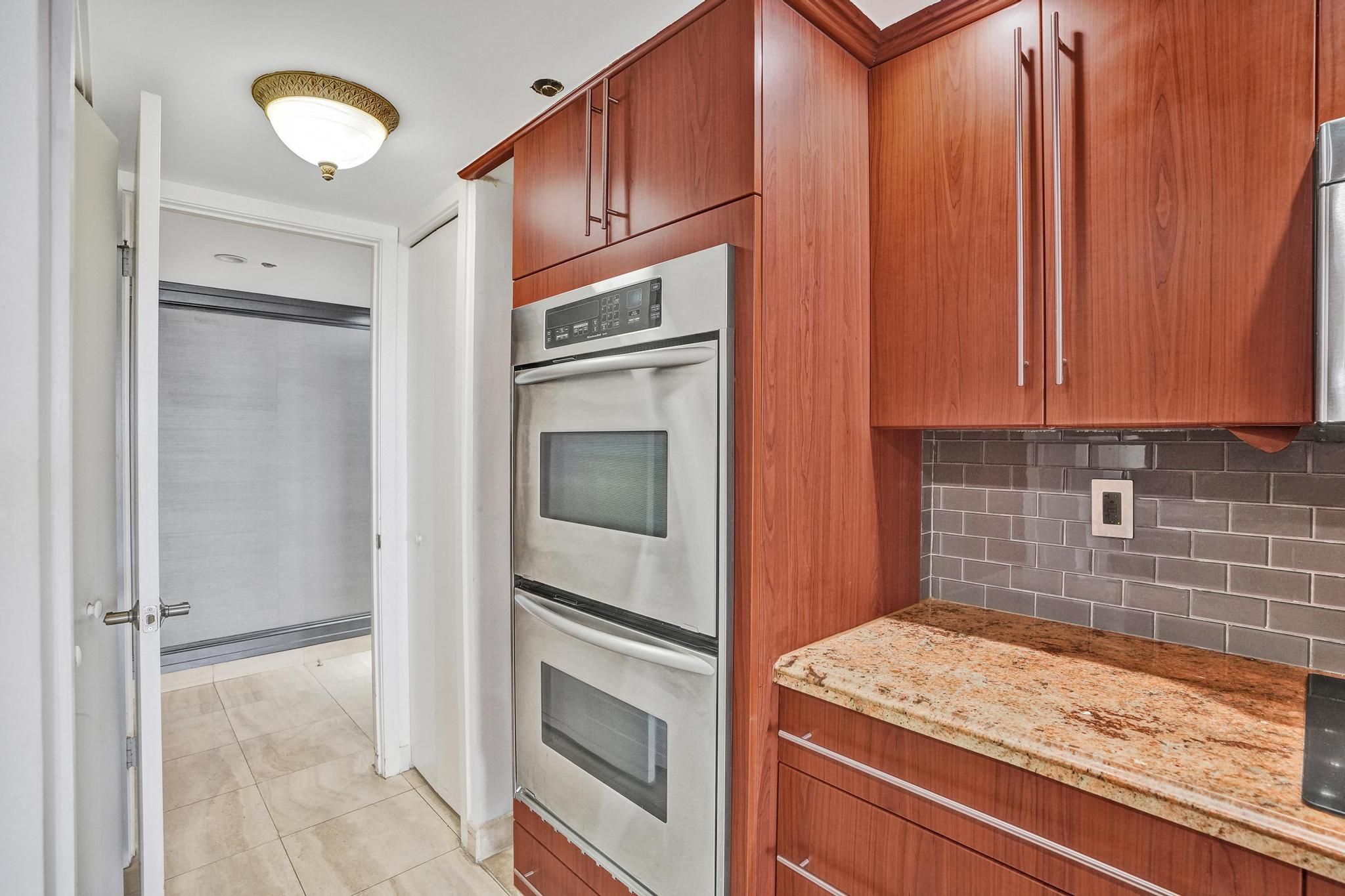  19355 Turnberry Way, Aventura, FL, 33180 - 物件實景