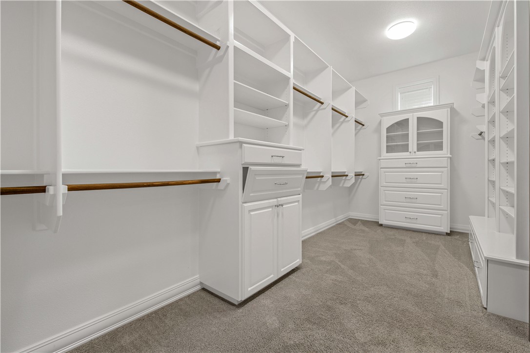 Bryan, Texas, 77802, United States, 4 Bedrooms Bedrooms, ,6 BathroomsBathrooms,Residential,For Sale,1986071