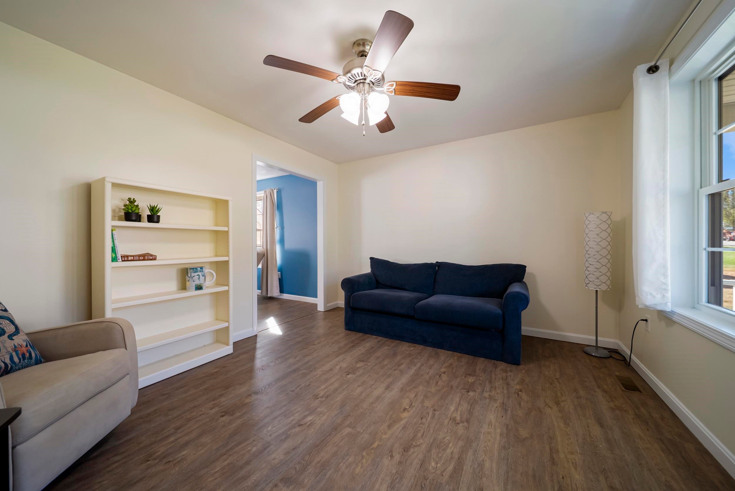 Hooksett, New Hampshire, 03106, United States, 3 Bedrooms Bedrooms, ,2 BathroomsBathrooms,Residential,For Sale,1942312