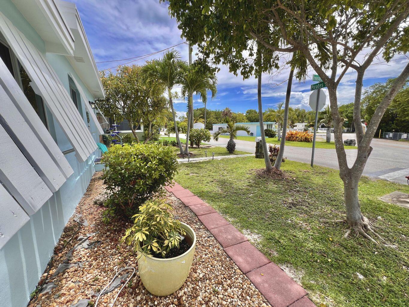 KEY LARGO, Florida, 33037, United States, 1 Bedroom Bedrooms, ,1 BathroomBathrooms,Residential,For Sale,1827867