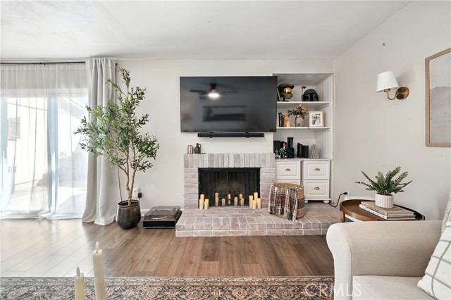 Corona, California, 92882, United States, 2 Bedrooms Bedrooms, ,2 BathroomsBathrooms,Residential,For Sale,1935171