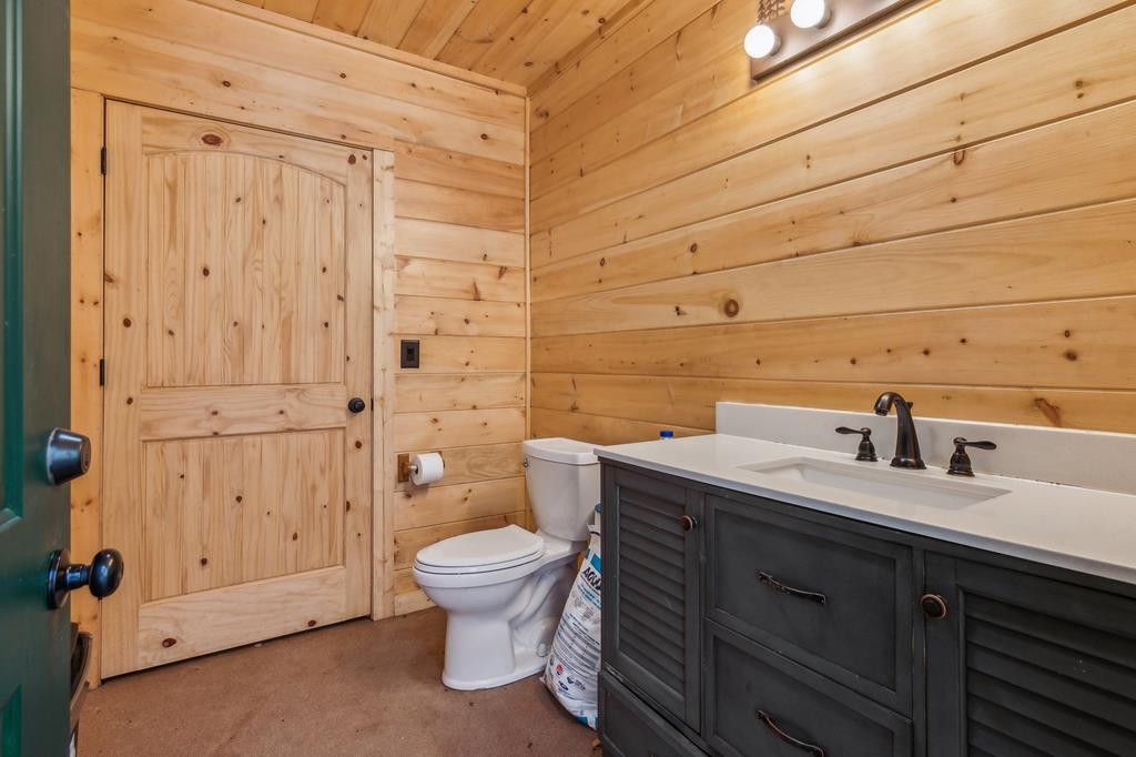 Morganton, Georgia, 30560, United States, 3 Bedrooms Bedrooms, ,4 BathroomsBathrooms,Residential,For Sale,1858984