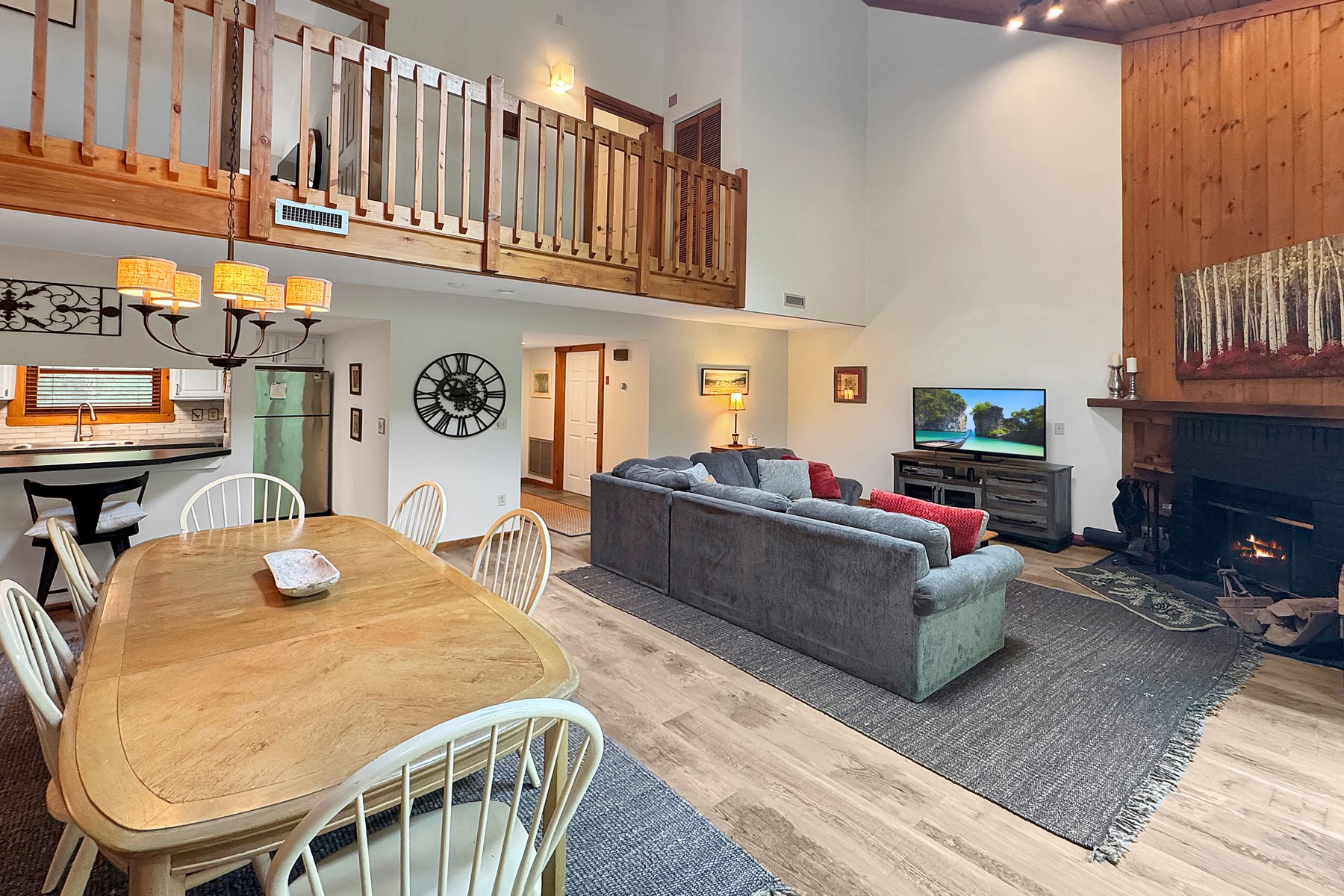  4B Newfane Circle - 物件實景