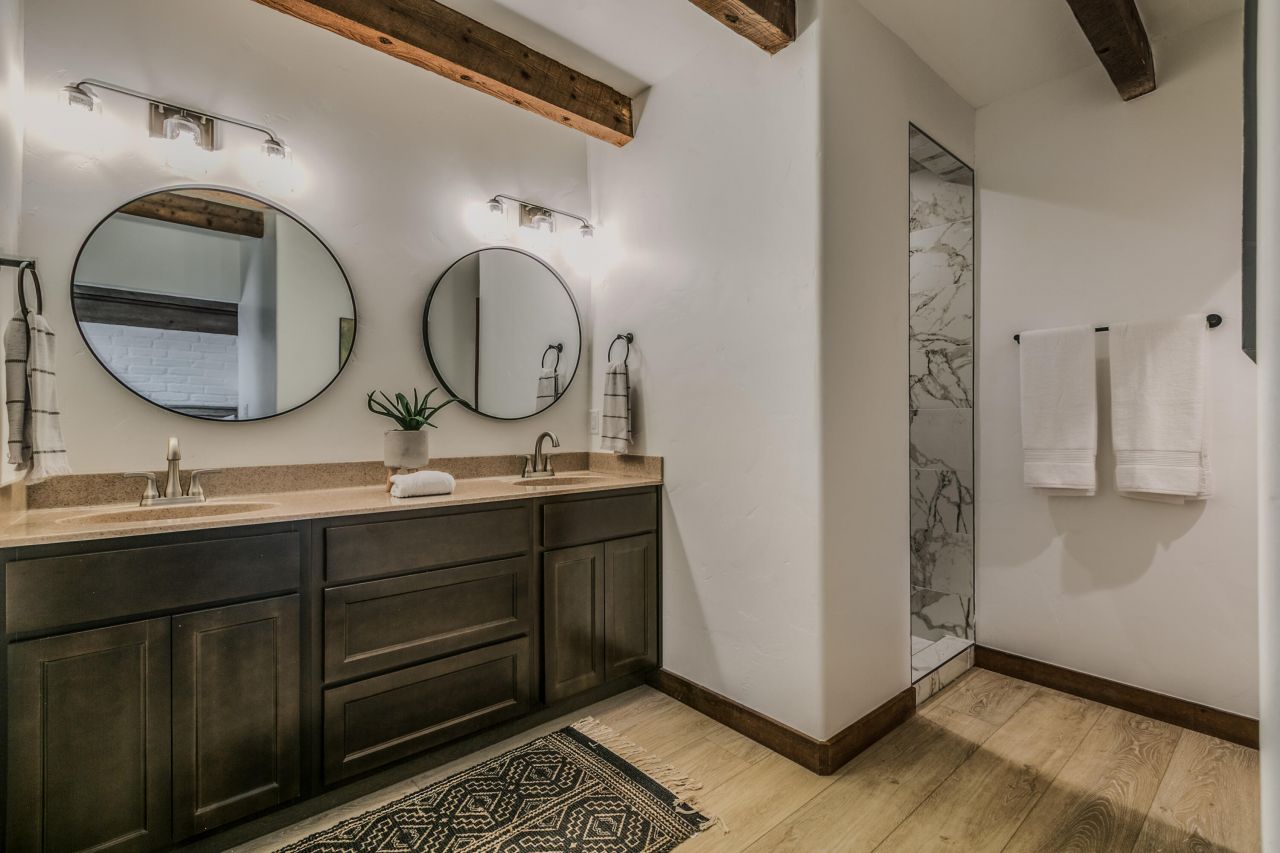 Albuquerque, New Mexico, 87114, United States, 3 Bedrooms Bedrooms, ,3 BathroomsBathrooms,Residential,For Sale,1897507