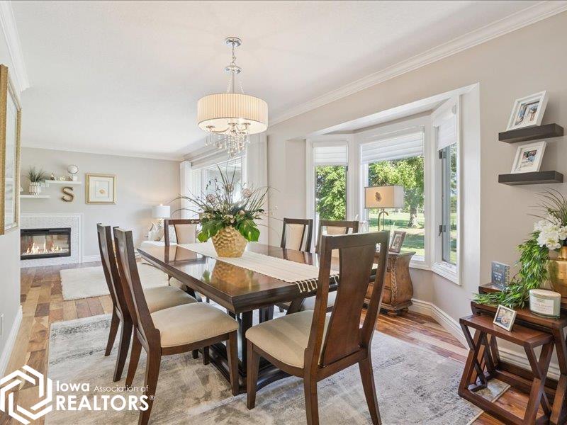 Burlington, Iowa, 52601, United States, 3 Bedrooms Bedrooms, ,3 BathroomsBathrooms,Residential,For Sale,1980074