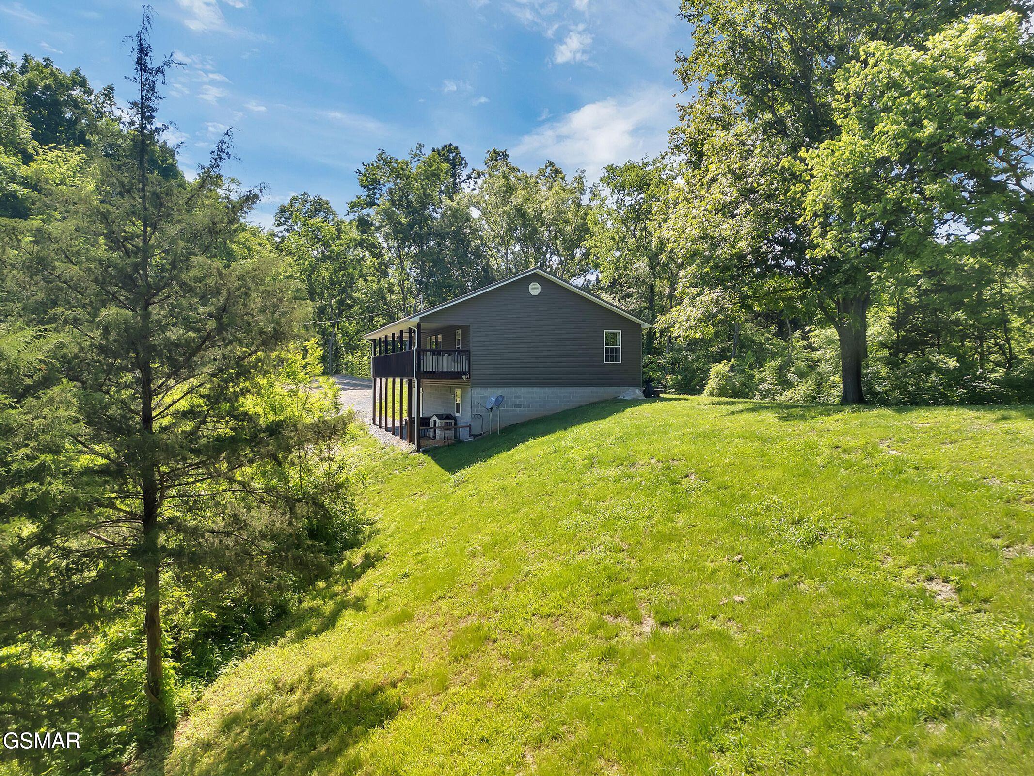 Bybee, Tennessee, 37713, United States, 4 Bedrooms Bedrooms, ,2 BathroomsBathrooms,Residential,For Sale,1980486