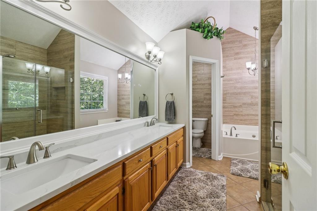 Flowery Branch, Georgia, 30542, United States, 4 Bedrooms Bedrooms, ,3 BathroomsBathrooms,Residential,For Sale,1923417