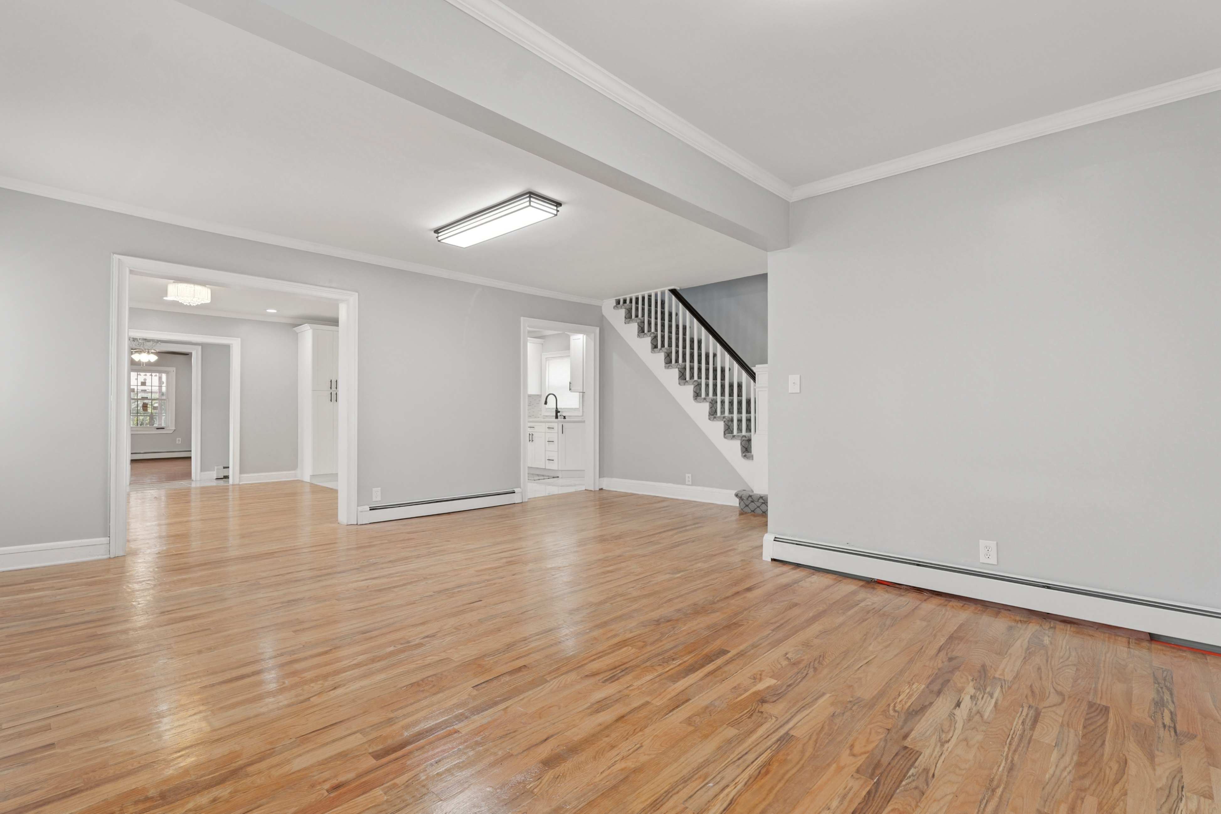 Maplewood, New Jersey, 07040, United States, 4 Bedrooms Bedrooms, ,5 BathroomsBathrooms,Residential,For Sale,1976450