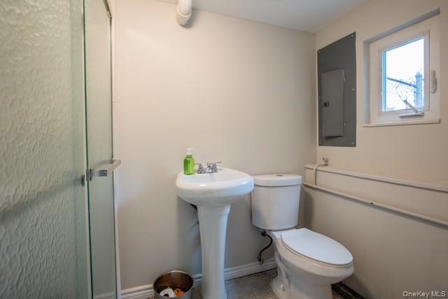 Smithtown, New York, 11787, United States, 3 Bedrooms Bedrooms, ,3 BathroomsBathrooms,Residential,For Sale,1992128