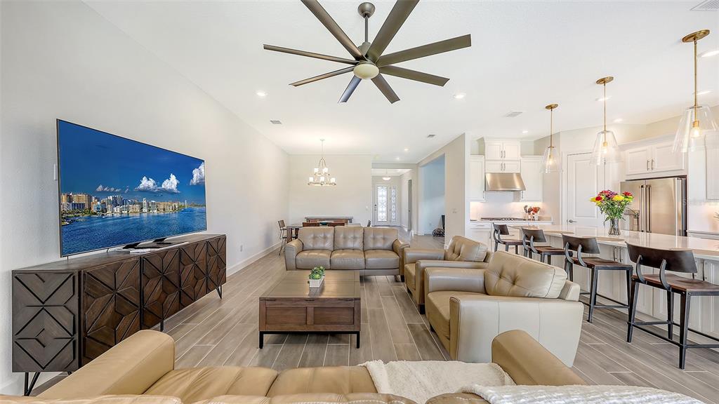 Palmetto, Florida, 34221, United States, 3 Bedrooms Bedrooms, ,3 BathroomsBathrooms,Residential,For Sale,1828169