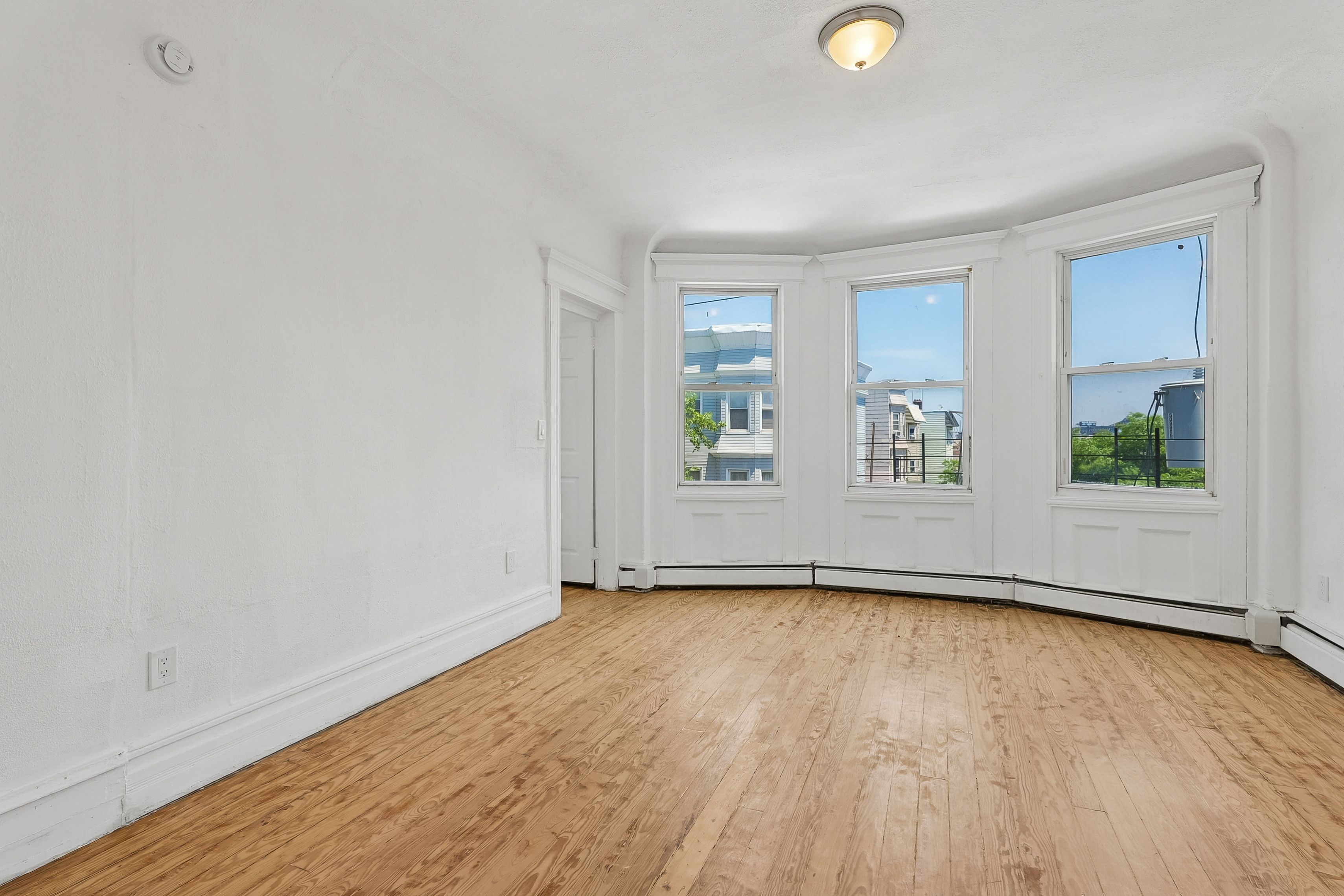  55 Hawkins Street, Newark, NJ 07105 - 物件實景