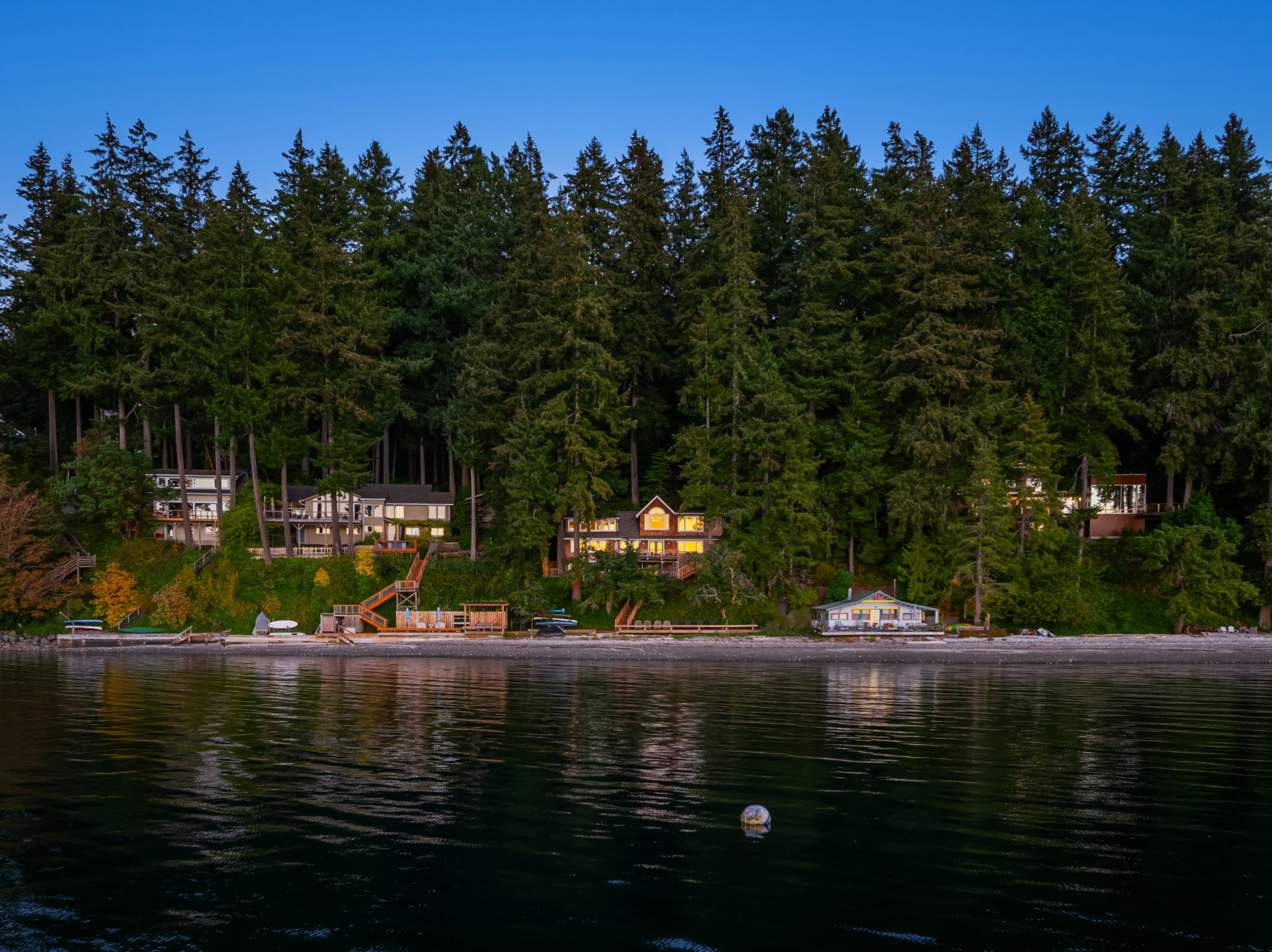  8405 Hansen Road Northeast, Bainbridge Island, WA 98110 - 物件實景