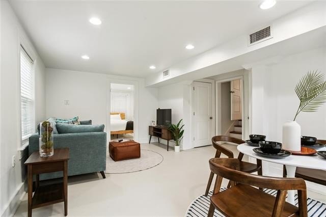 New Orleans, Louisiana, 70124, United States, 3 Bedrooms Bedrooms, ,3 BathroomsBathrooms,Residential,For Sale,1938045