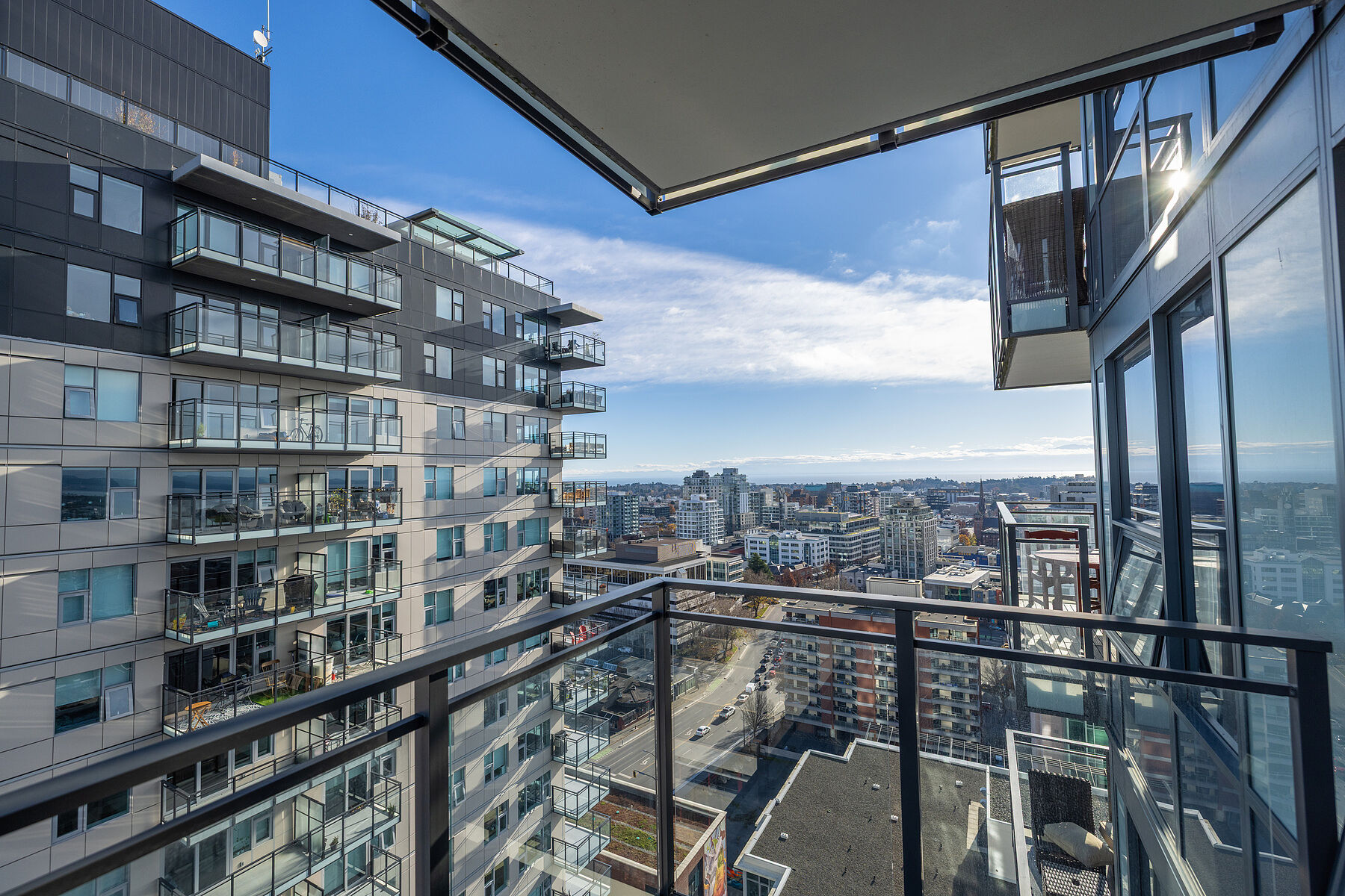  Experience Elevated Living - 物件實景