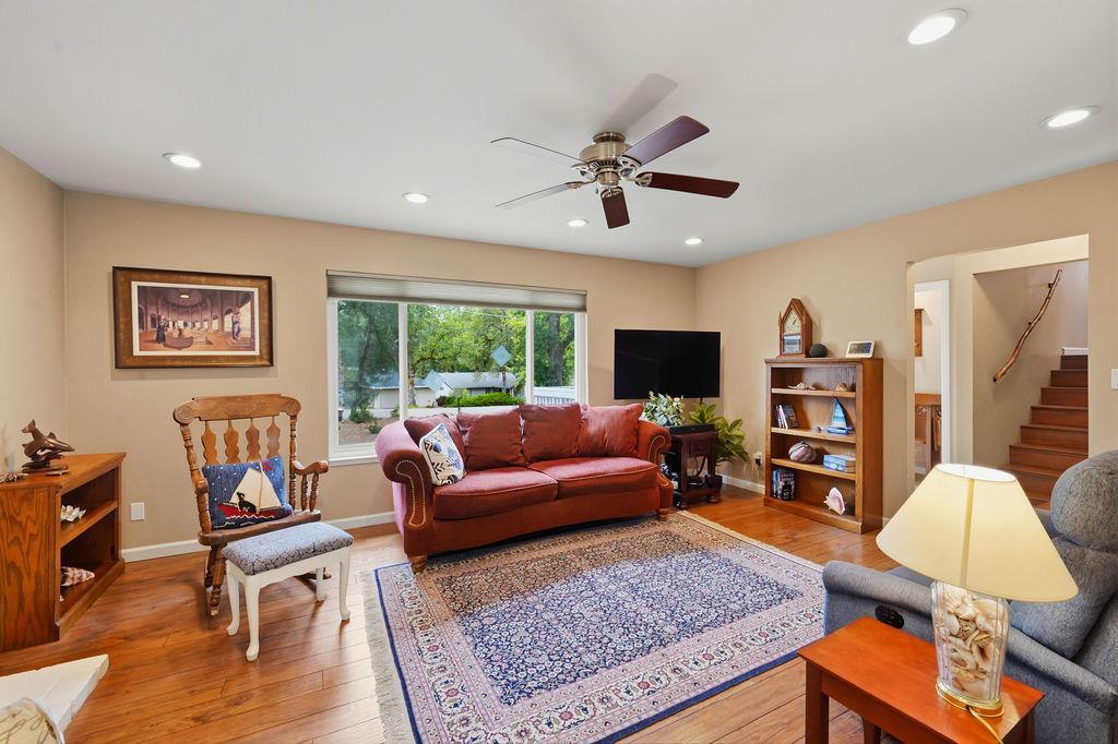 Auburn, California, 95602, United States, 3 Bedrooms Bedrooms, ,2 BathroomsBathrooms,Residential,For Sale,2048014