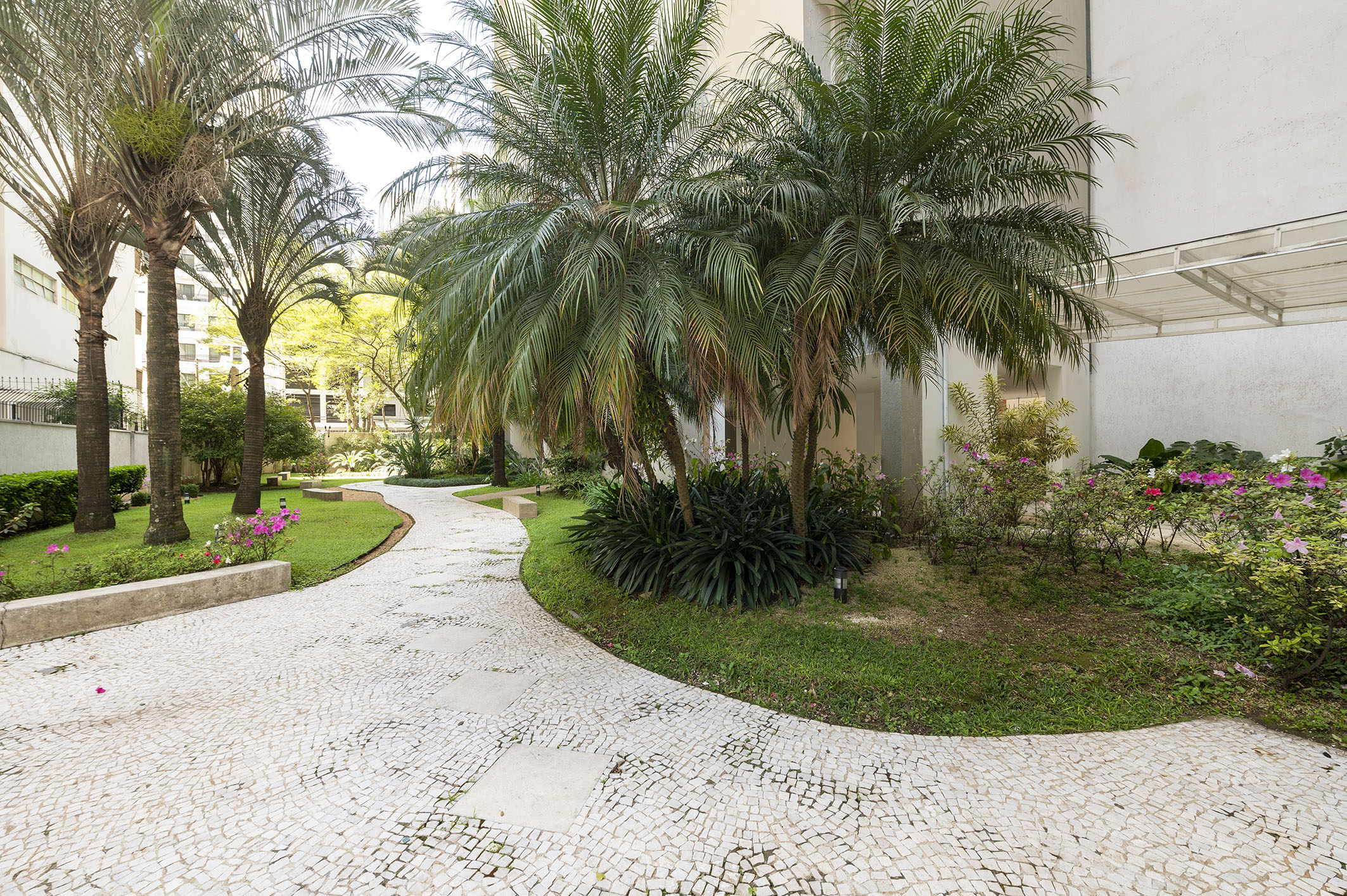  Contemporary Renovation in the Flat Section of Jardim Paulista - 物件實景