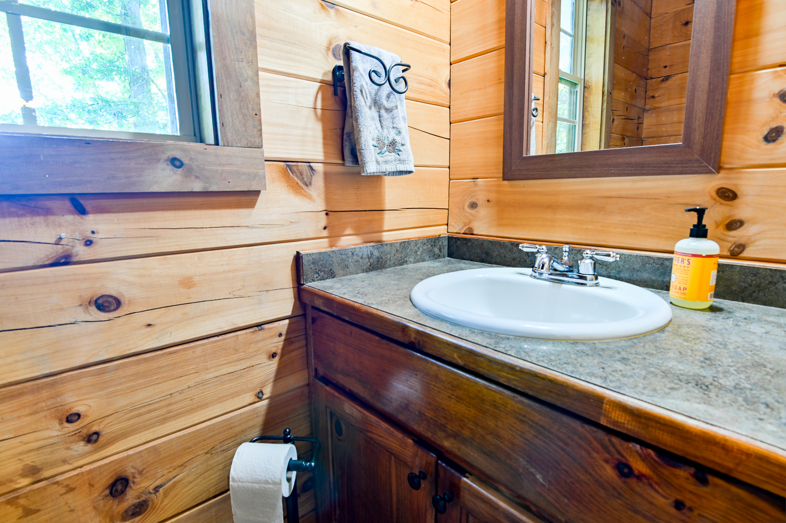 Newborn, Georgia, 30056, United States, 4 Bedrooms Bedrooms, ,4 BathroomsBathrooms,Residential,For Sale,1980186